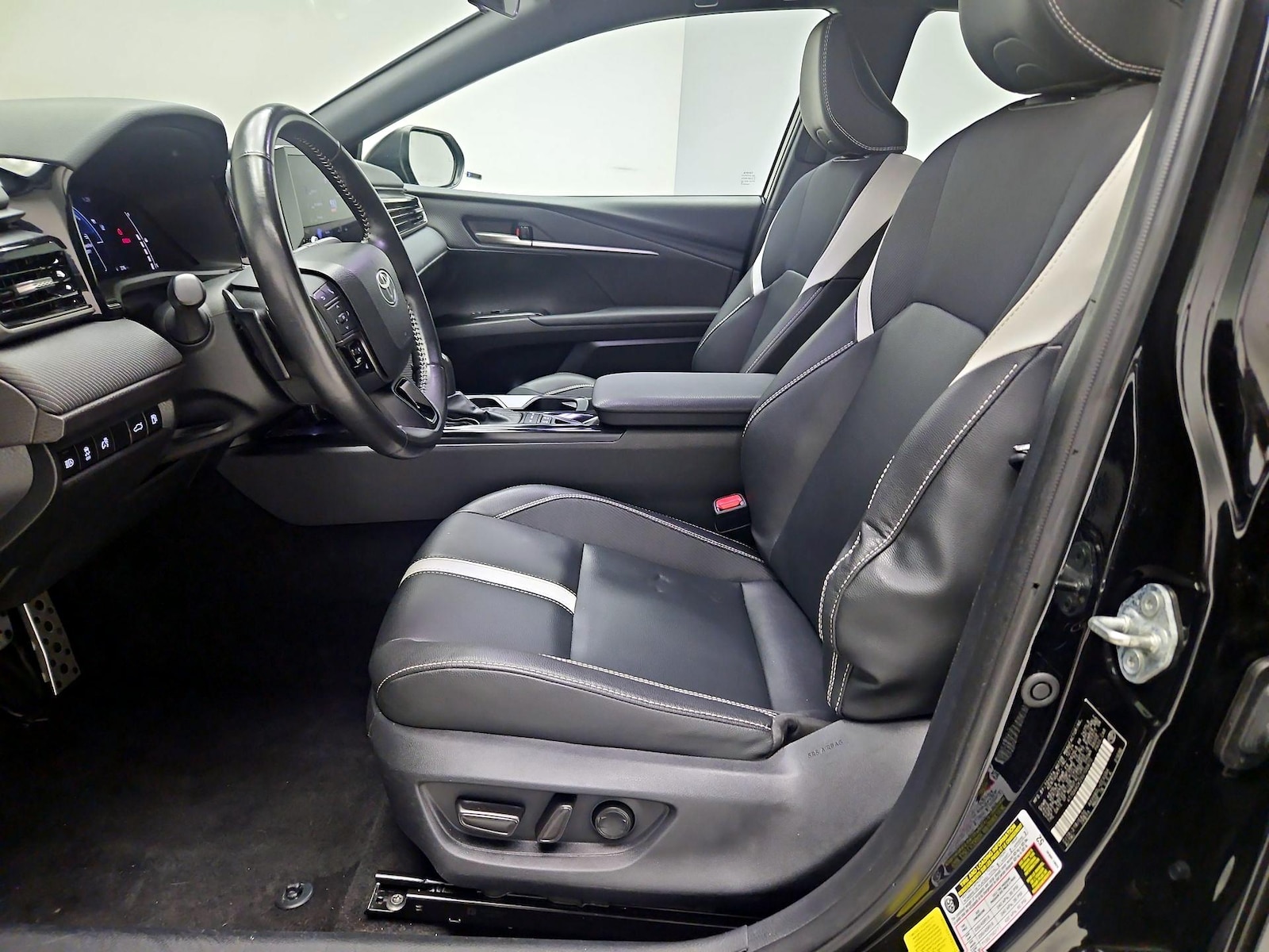 Power Seat(s) & Side Airbags