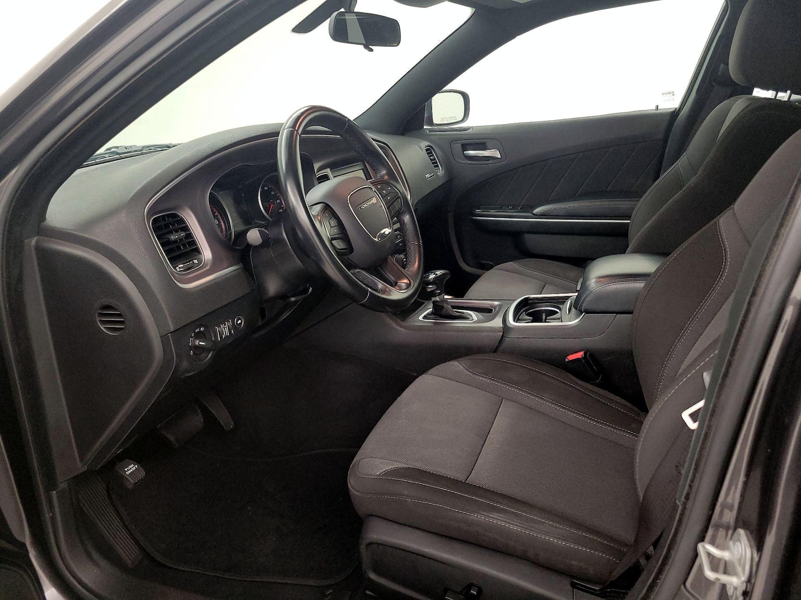 Power Seat(s) & Side Airbags