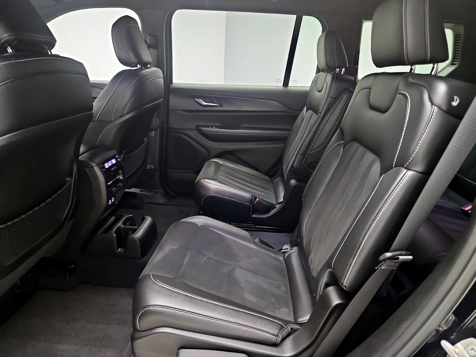 Rear Air Conditioning