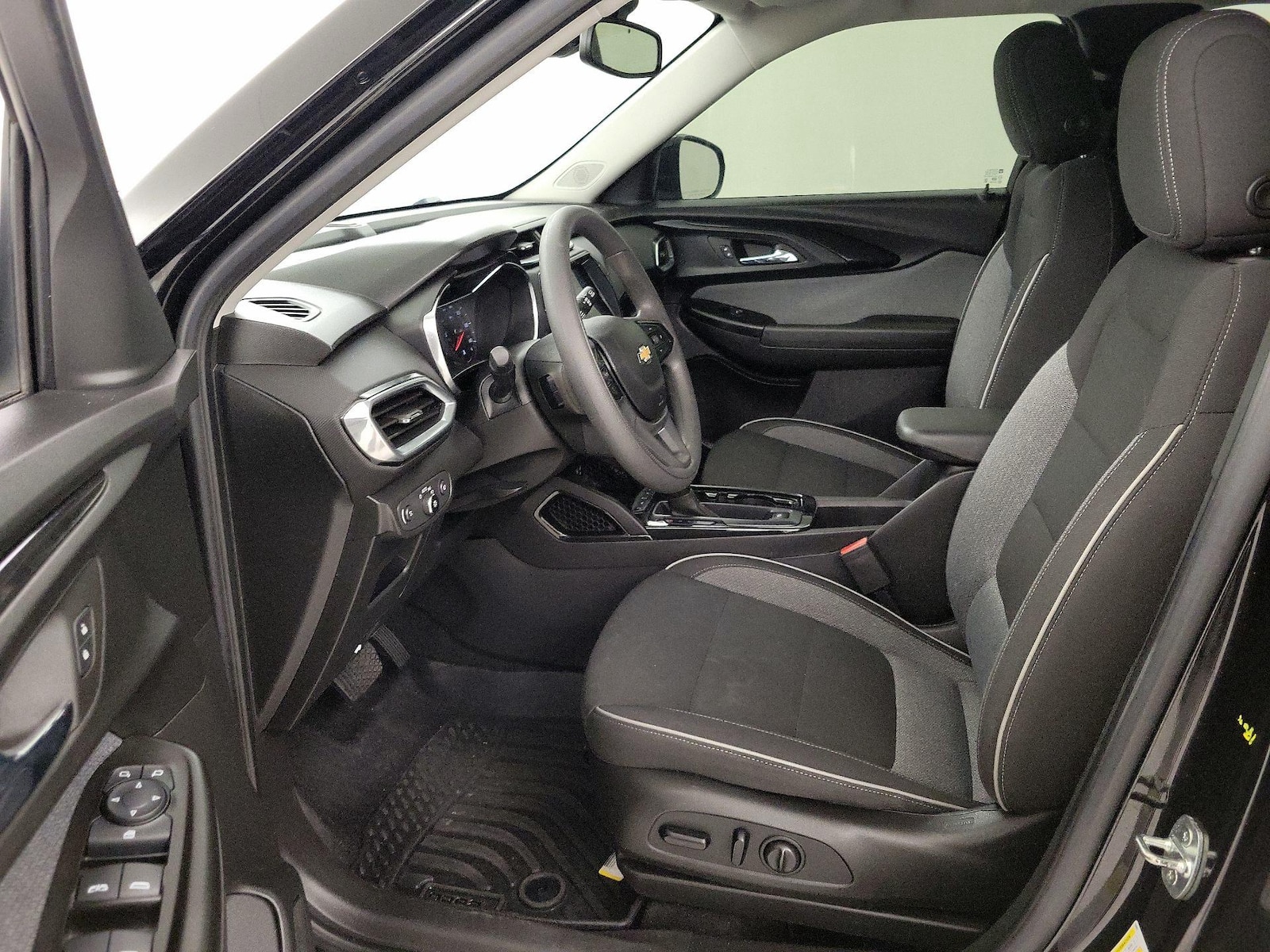 Power Seat(s) & Side Airbags