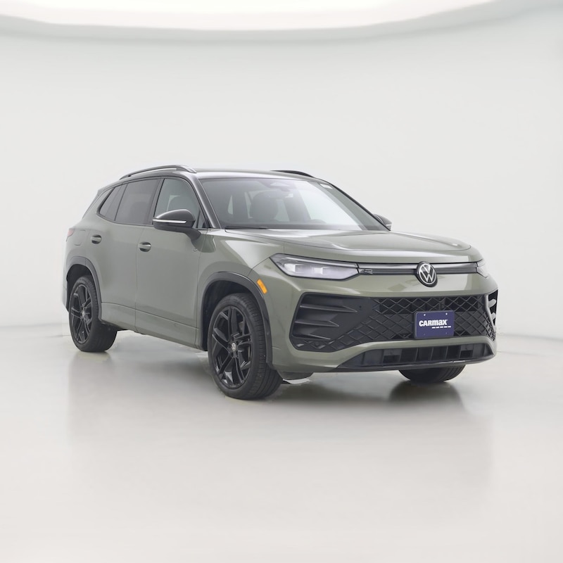 2025 Volkswagen Tiguan SE R-Line Black