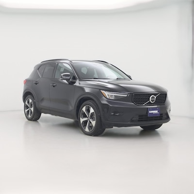 2023 Volvo XC40 B4 Ultimate Dark Theme