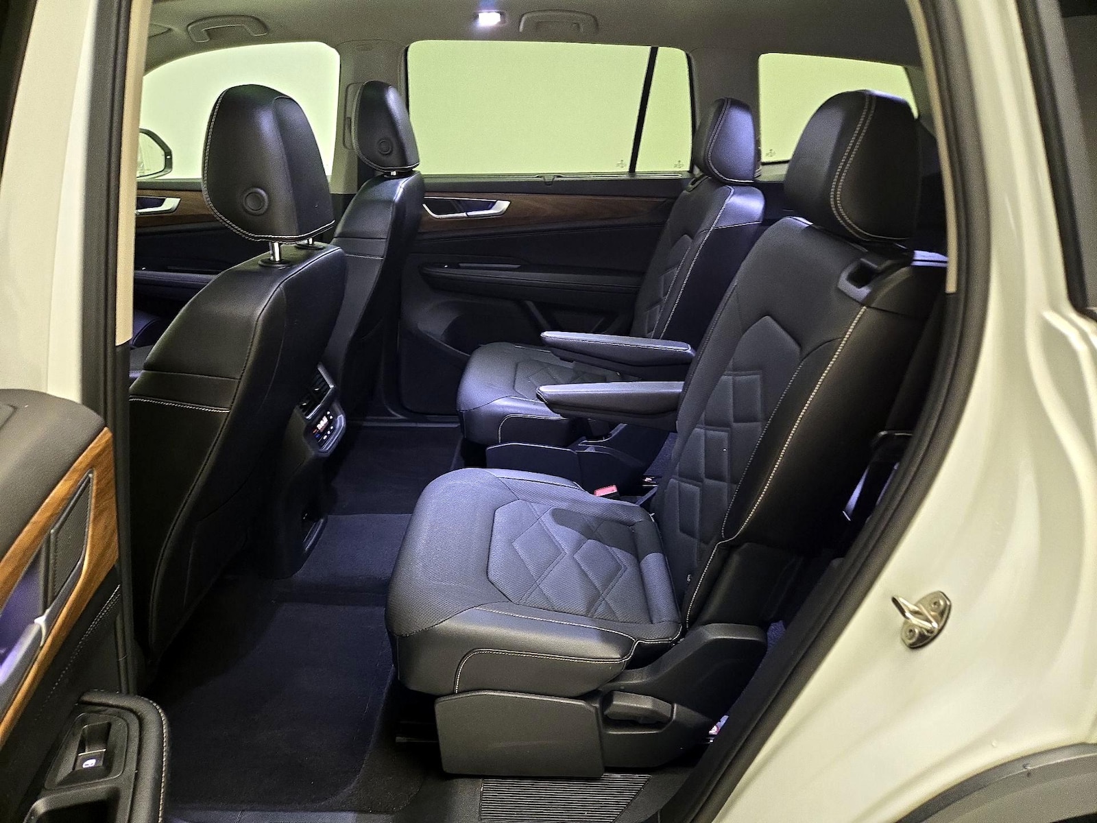Rear Air Conditioning