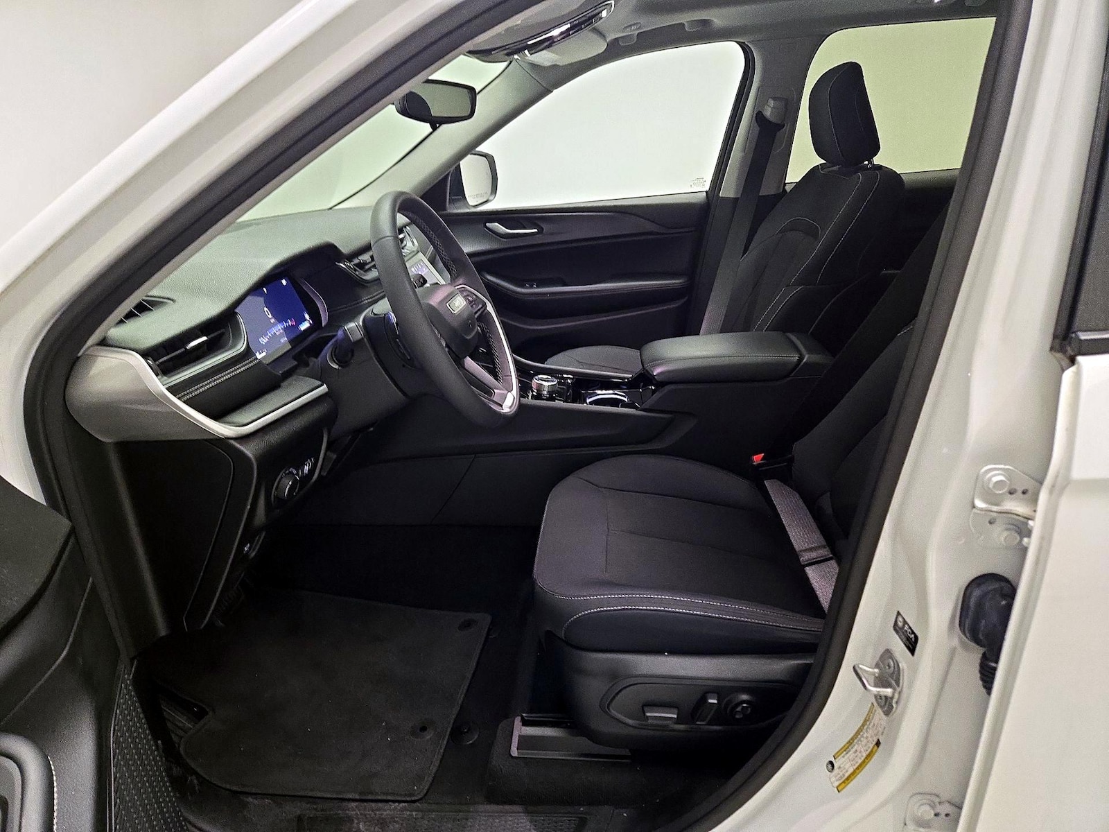 Power Seat(s) & Side Airbags