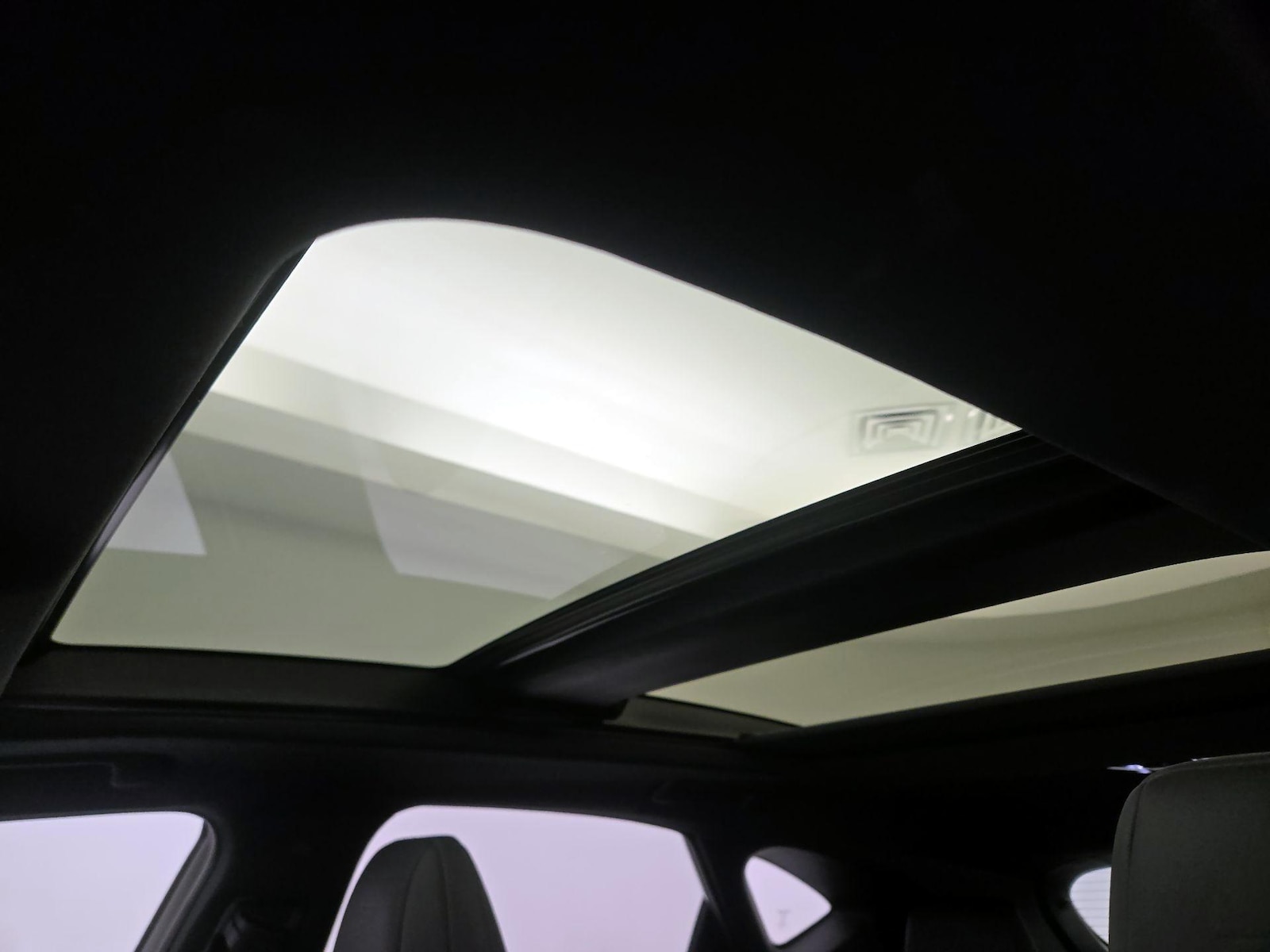 Panoramic Sunroof