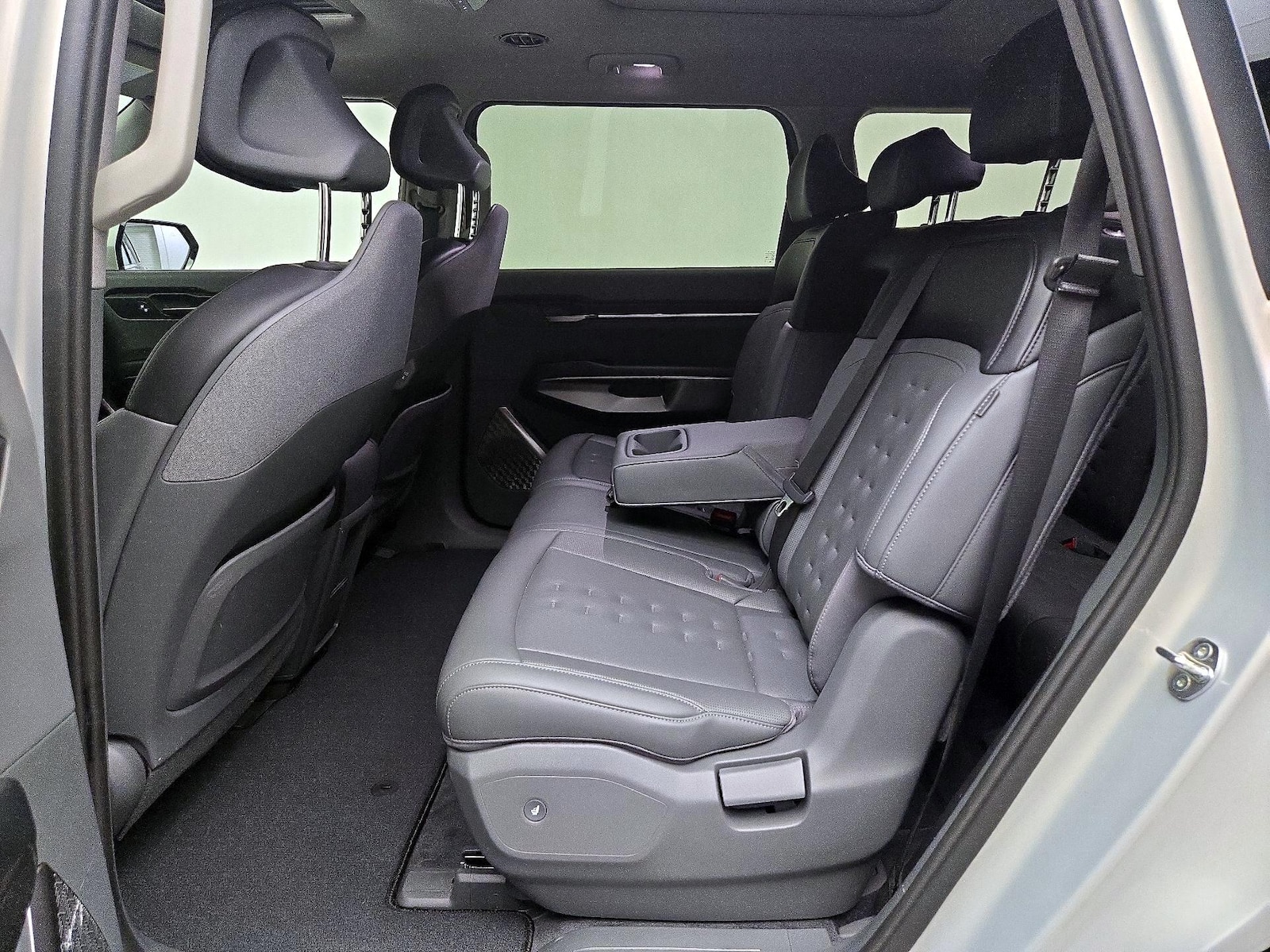 Rear Air Conditioning
