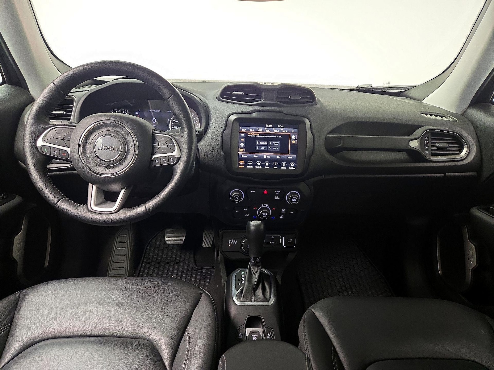 Apple CarPlay® & Android Auto™