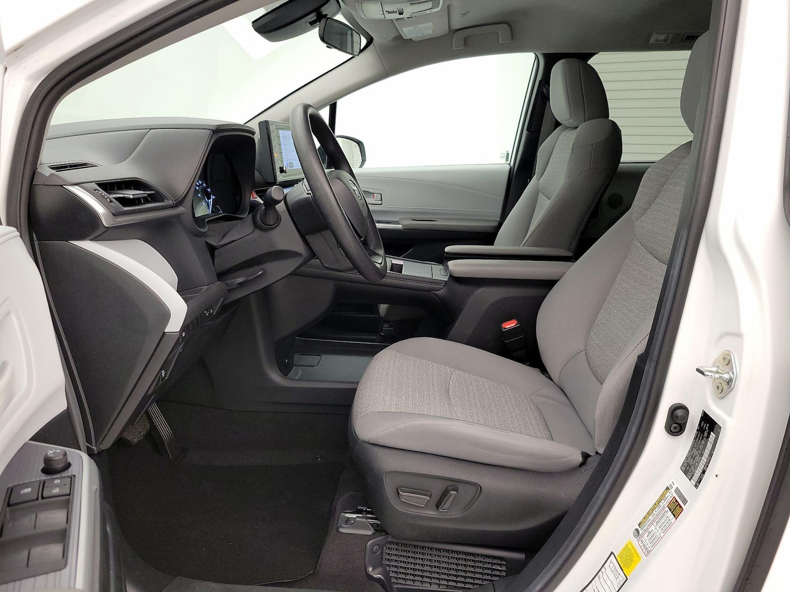 Power Seat(s) & Side Airbags