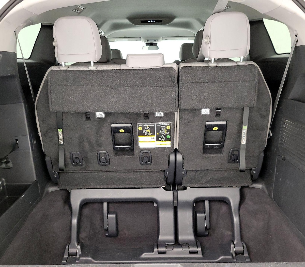 Trunk/Cargo (Seats Up)