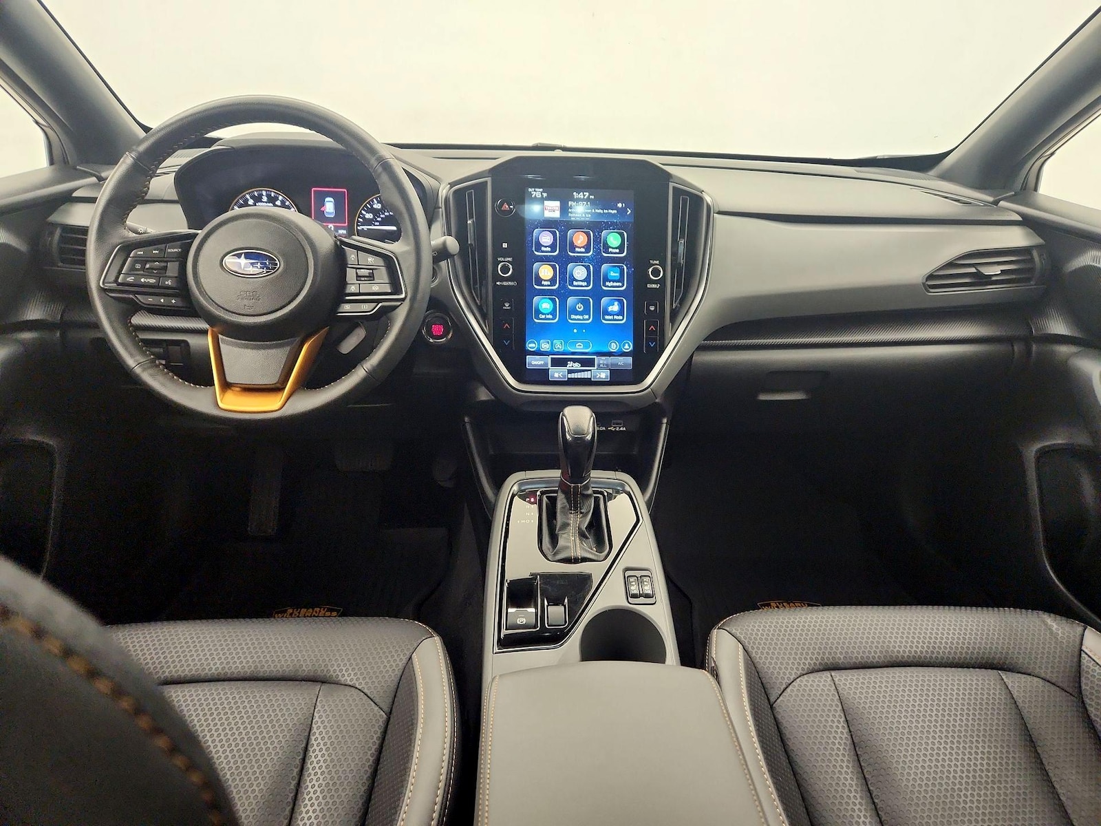 Apple CarPlay® & Android Auto™