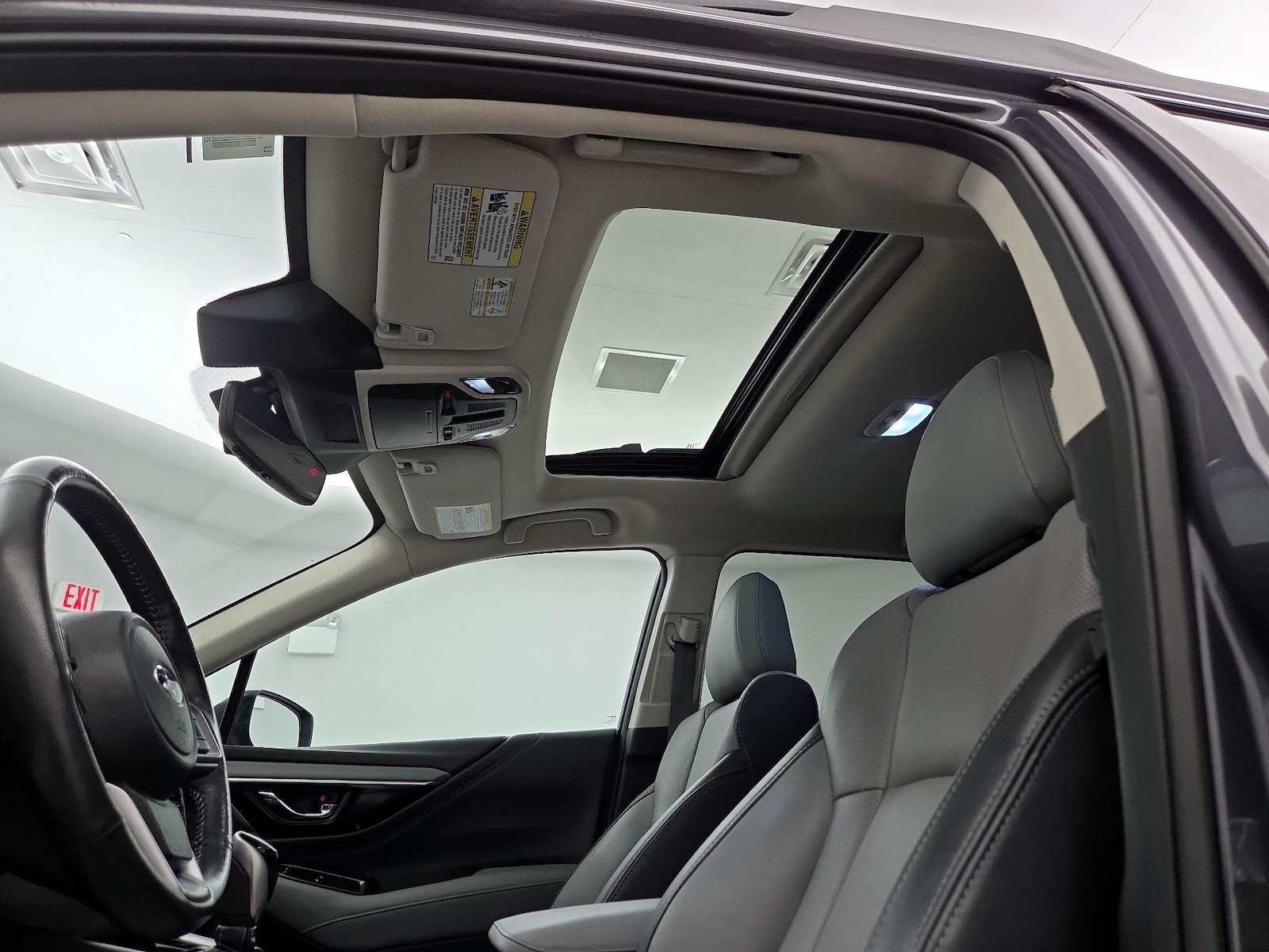 Sunroof(s) & Overhead Airbags