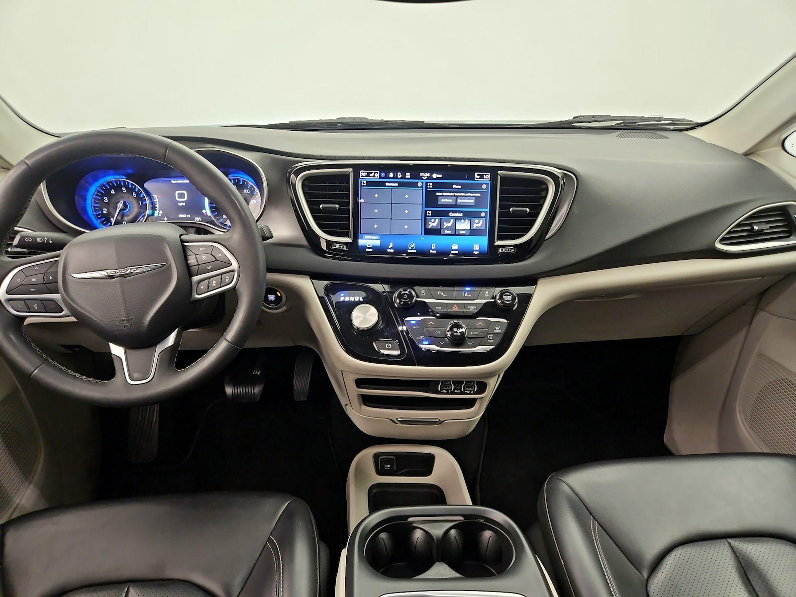 Apple CarPlay® & Android Auto™
