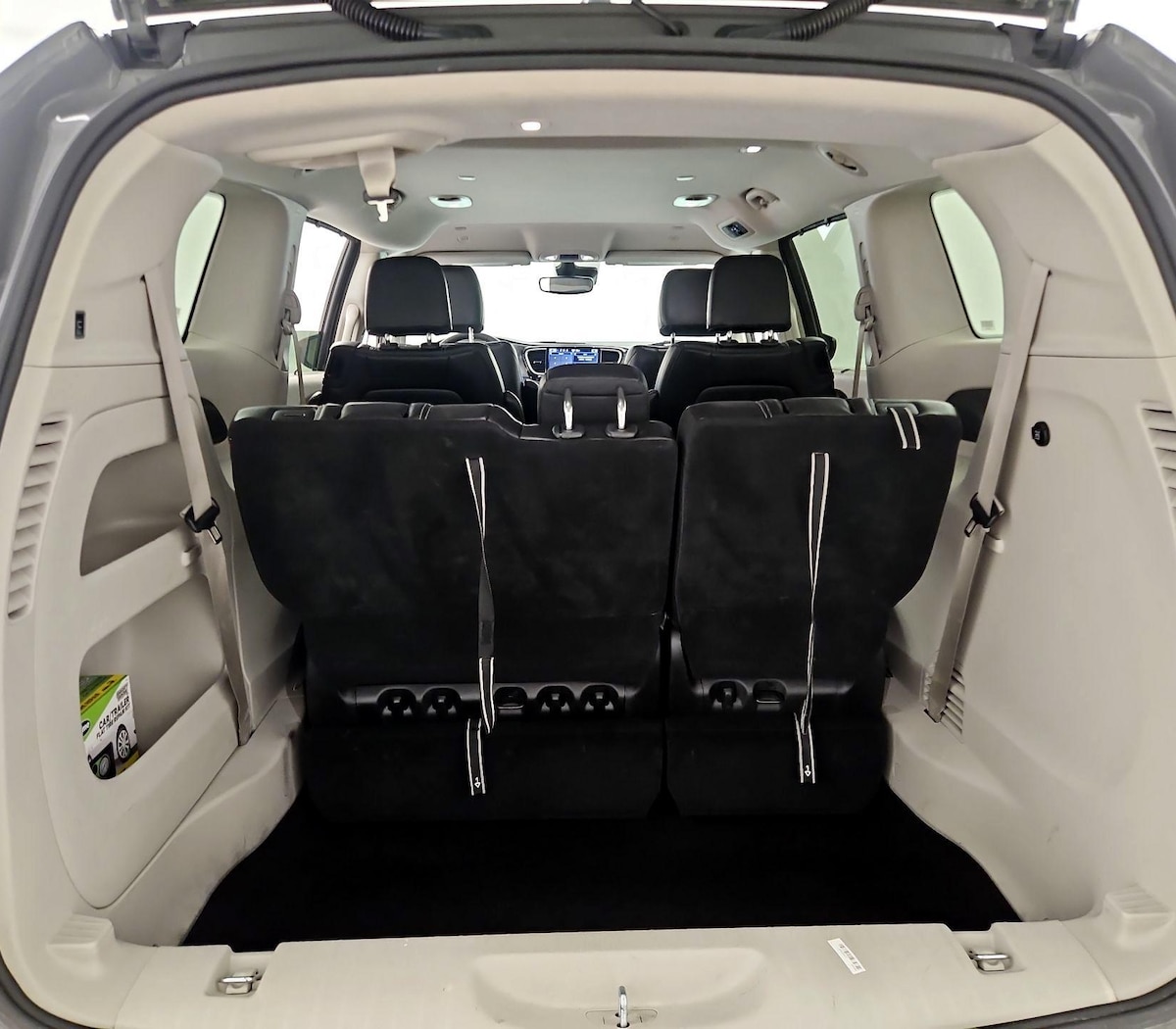 Trunk/Cargo (Seats Up)