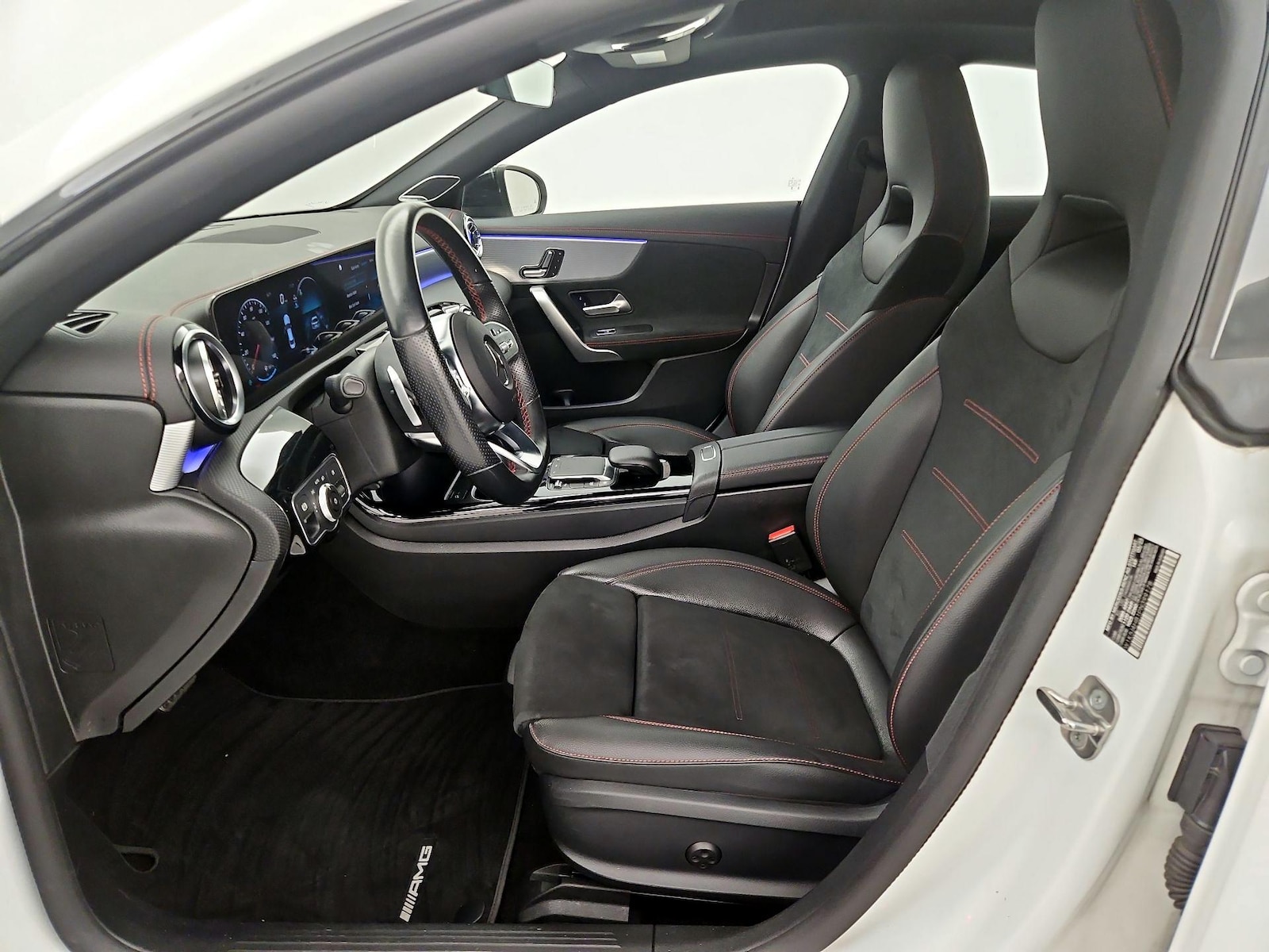 Power Seat(s) & Side Airbags