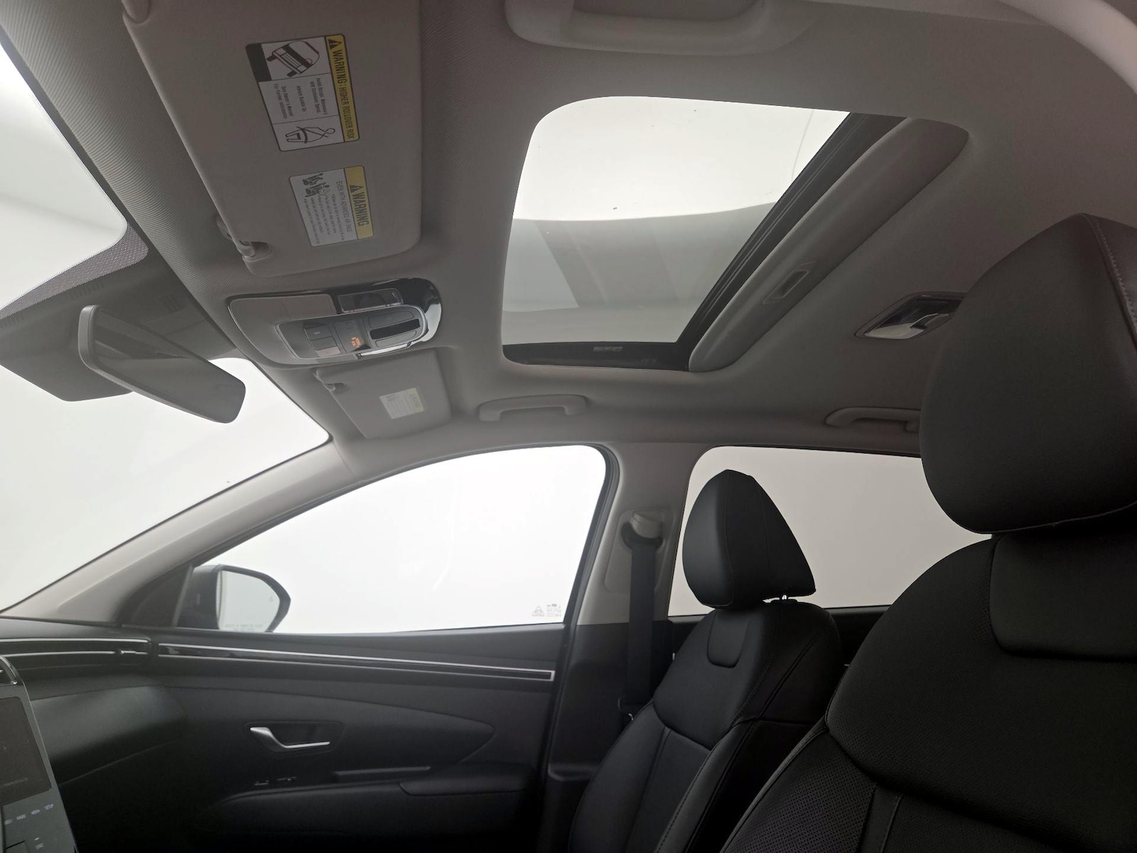 Sunroof(s) & Overhead Airbags
