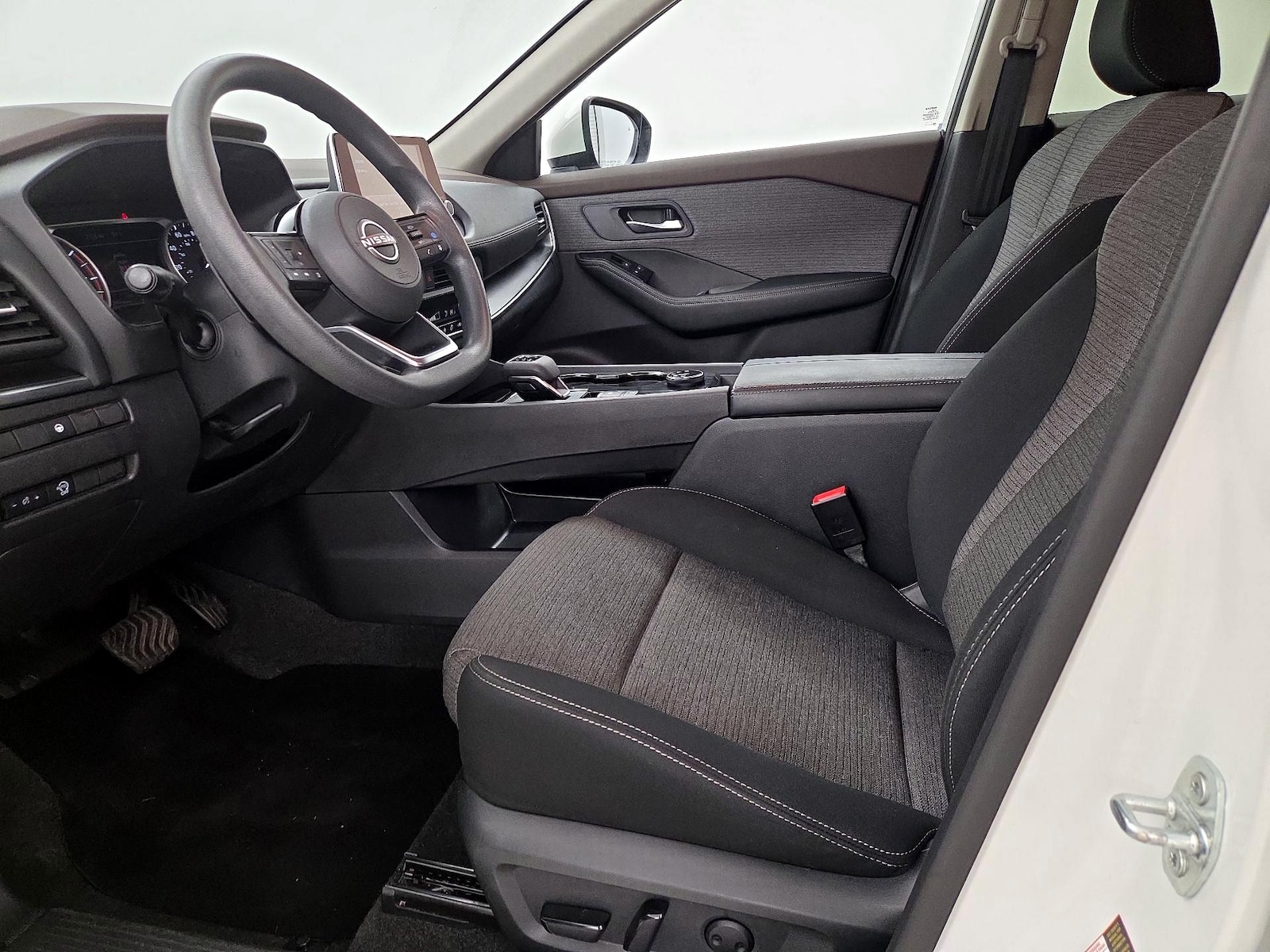 Power Seat(s) & Side Airbags