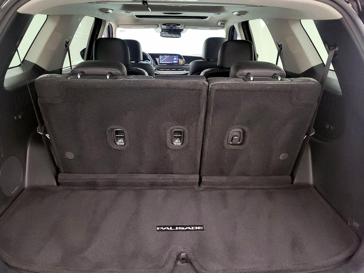 Trunk/Cargo (Seats Up)