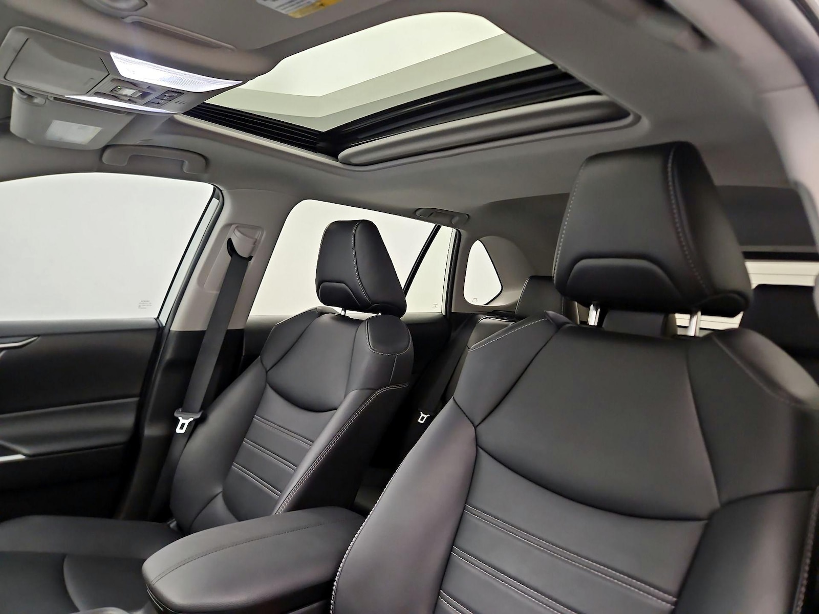 Sunroof(s) & Overhead Airbags