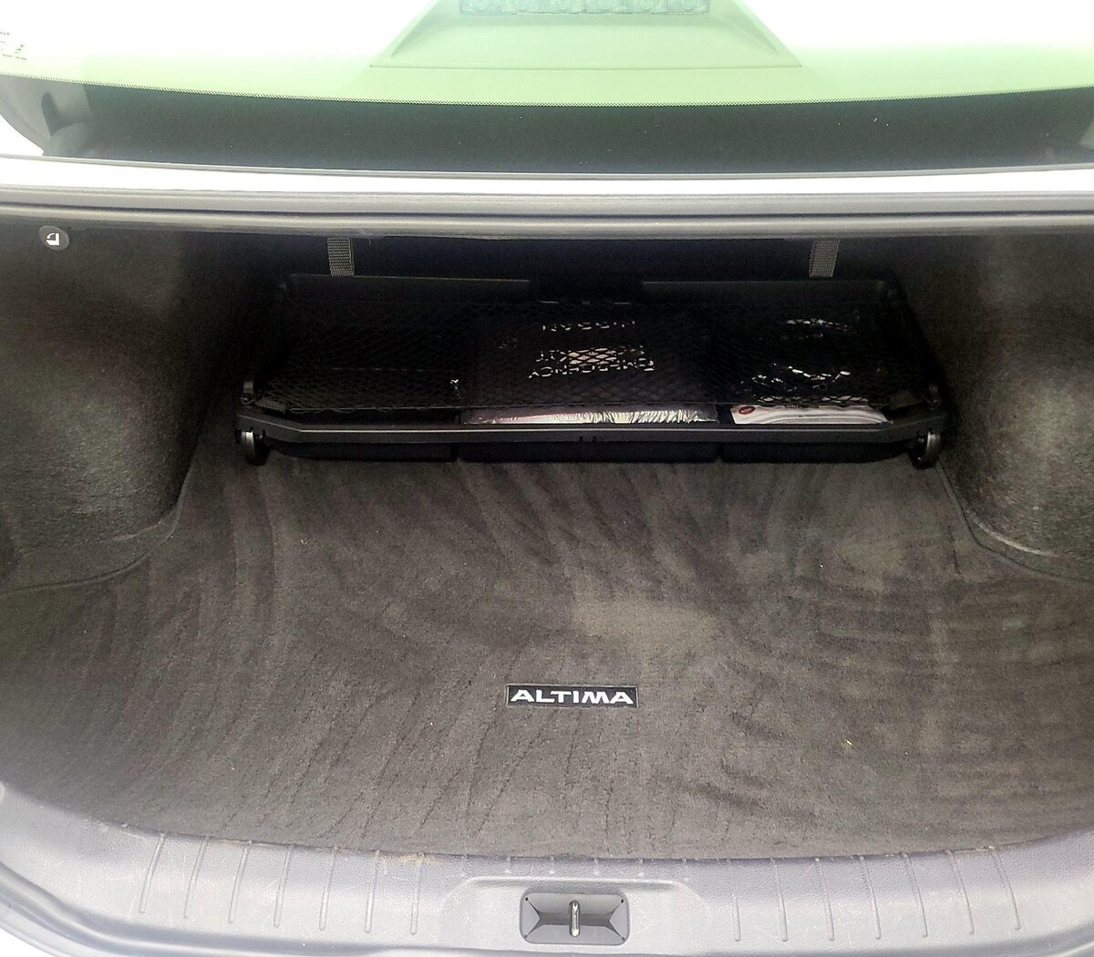 Trunk/Cargo (Seats Up)