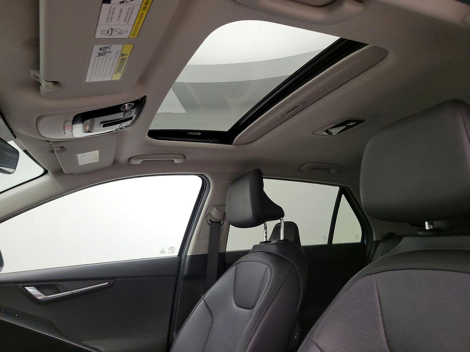 Sunroof(s) & Overhead Airbags