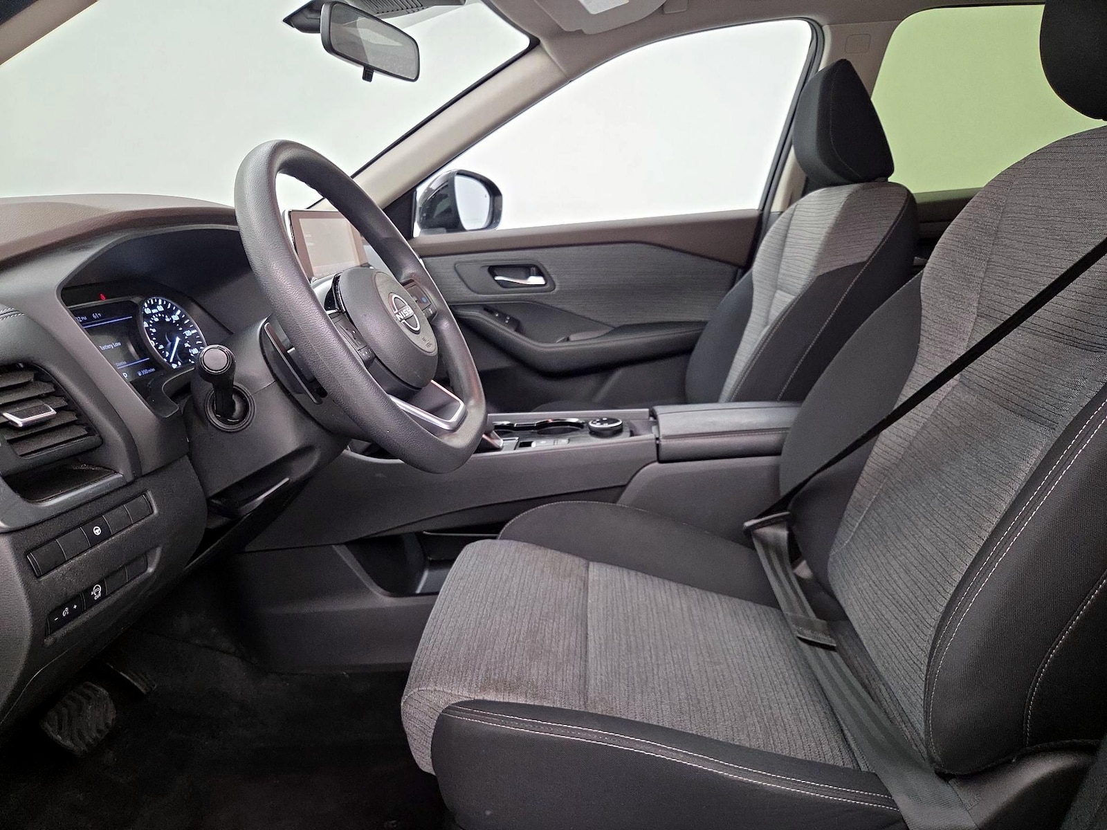 Power Seat(s) & Side Airbags