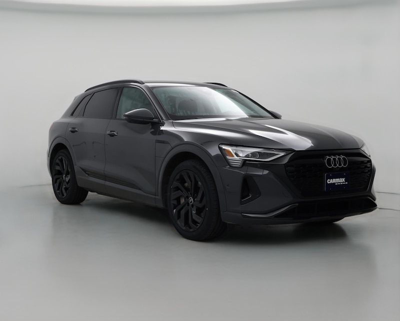 2024 Audi Q8 e-tron Premium Plus