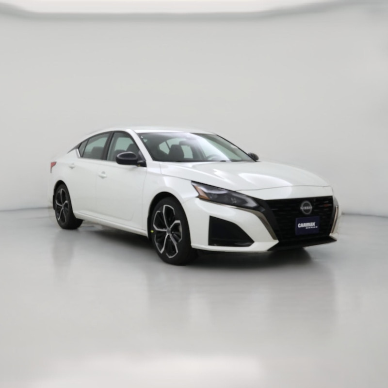 2023 Nissan Altima SR