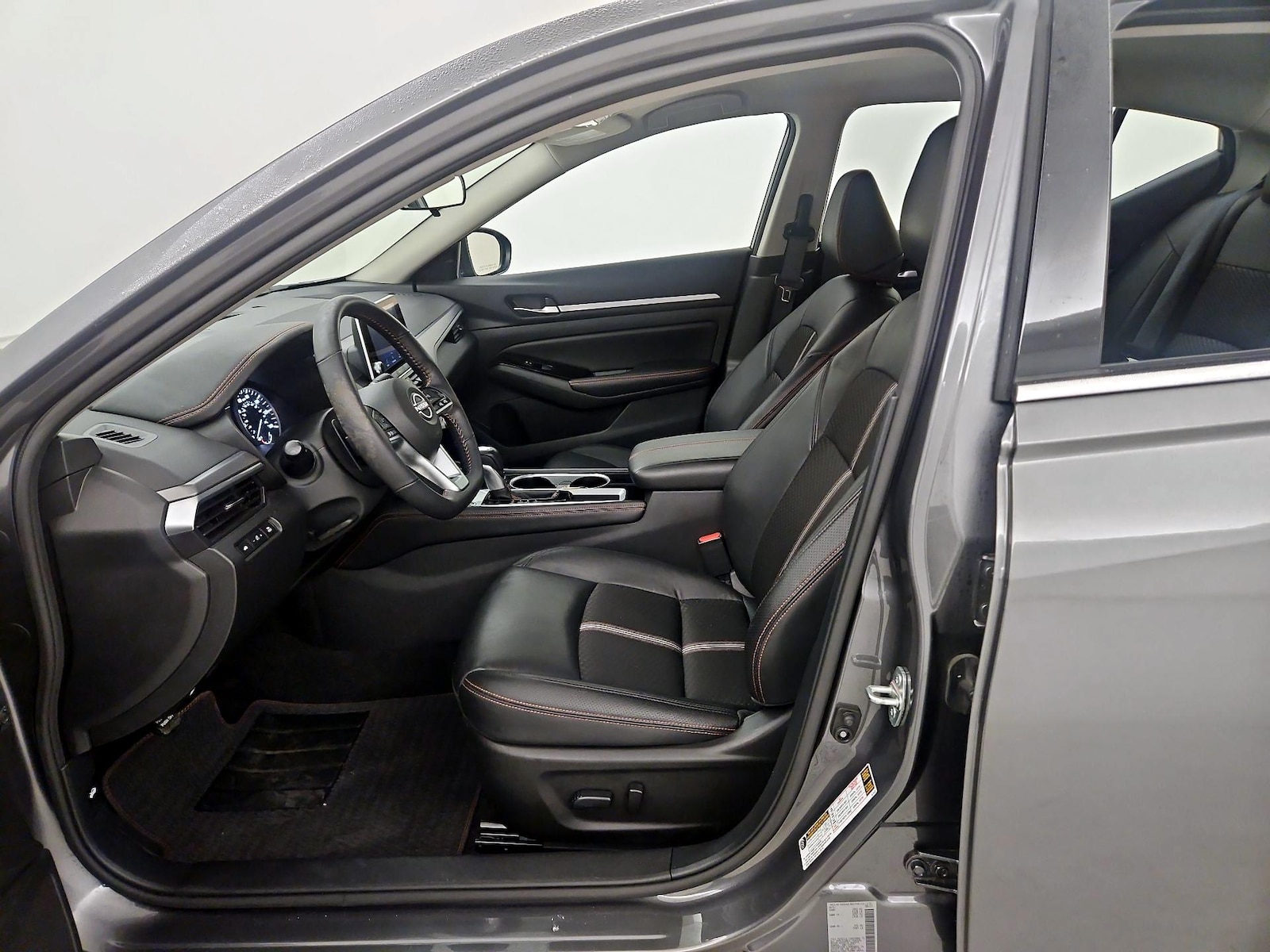 Power Seat(s) & Side Airbags