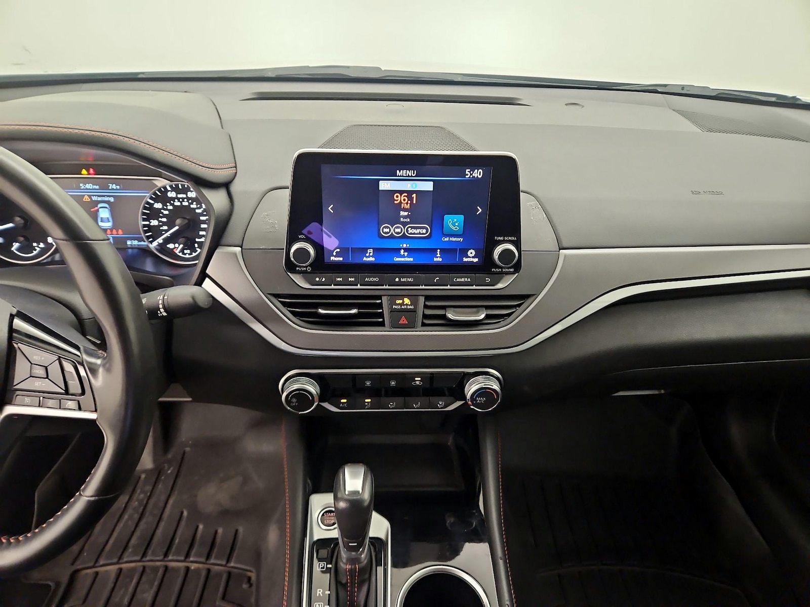 Apple CarPlay® & Android Auto™