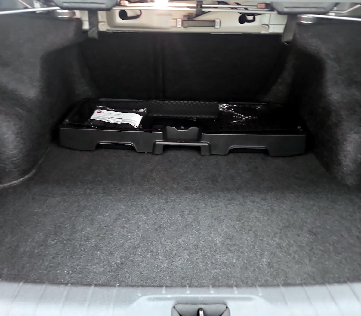 Trunk/Cargo (Seats Up)