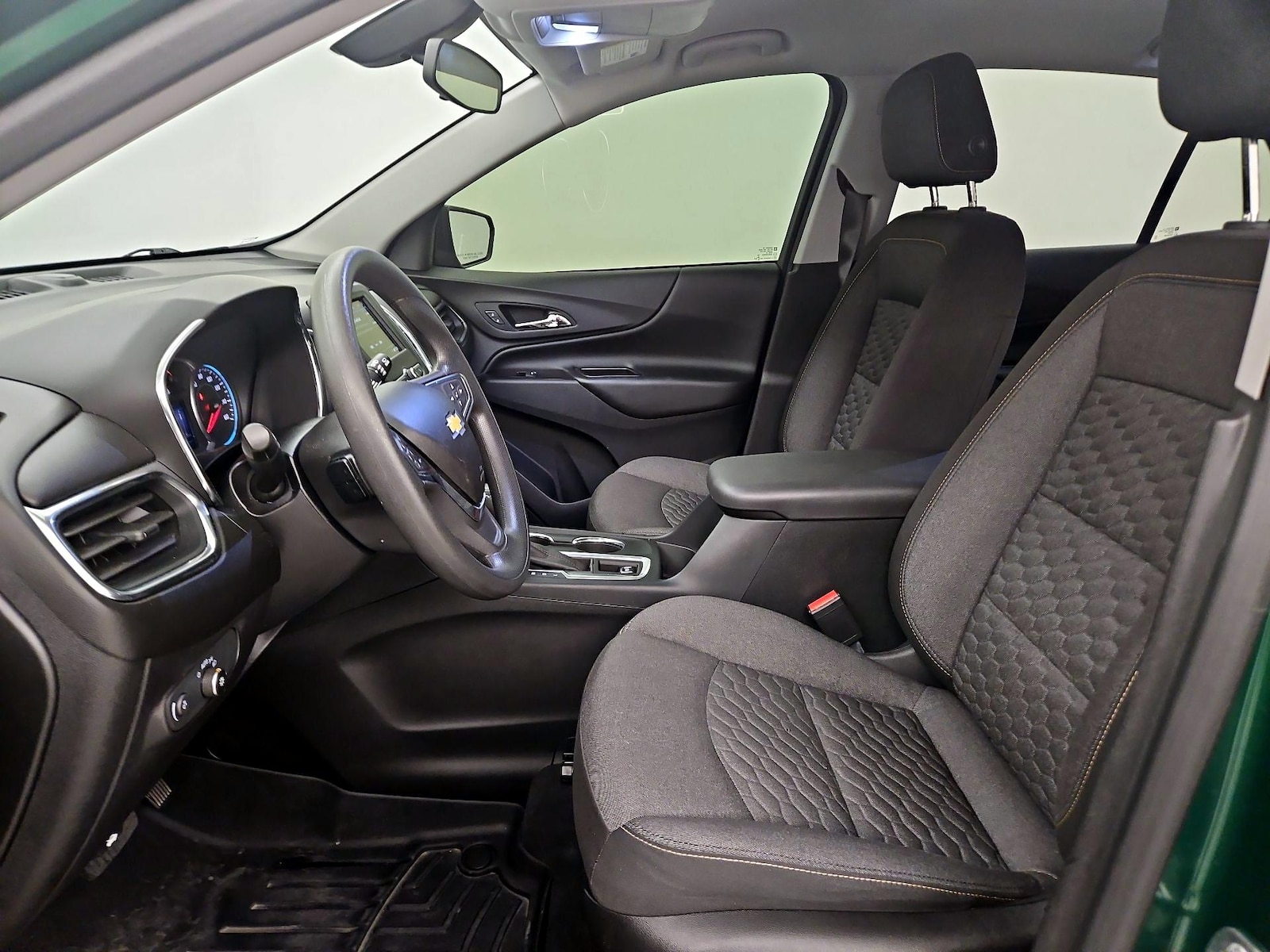 Power Seat(s) & Side Airbags