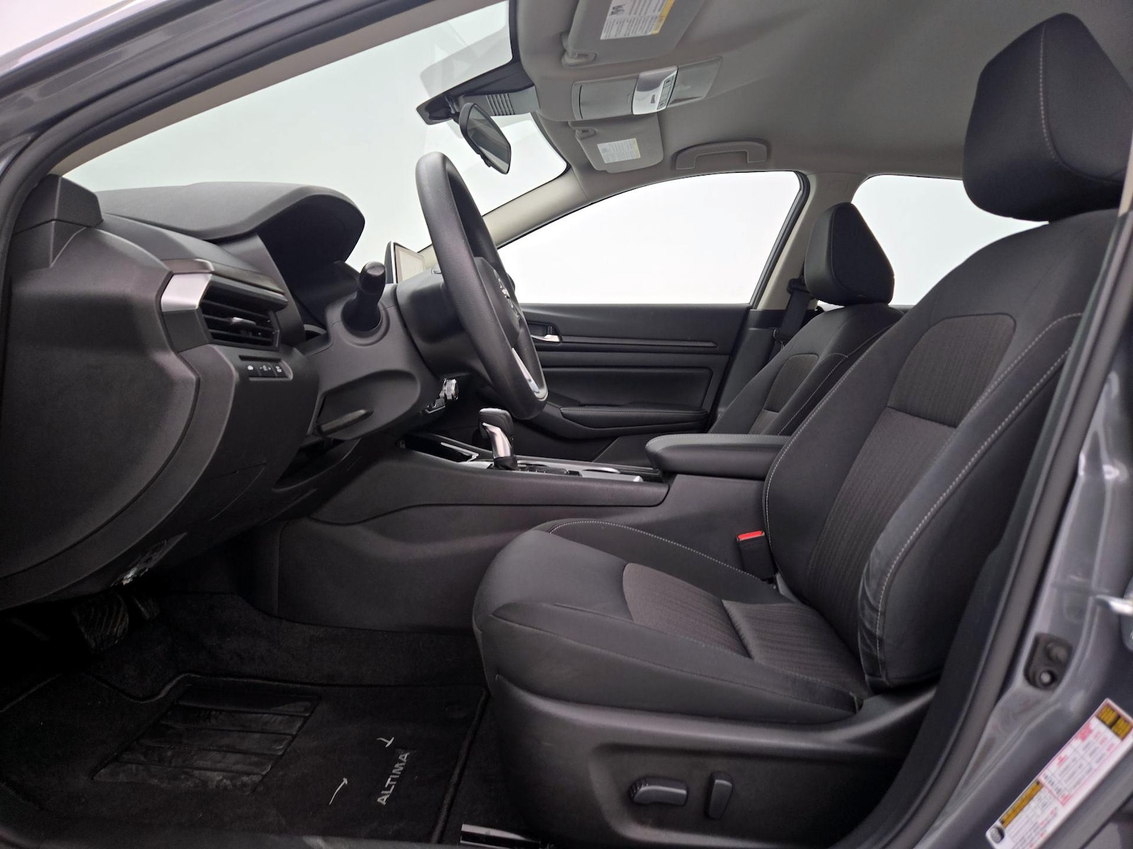 Power Seat(s) & Side Airbags
