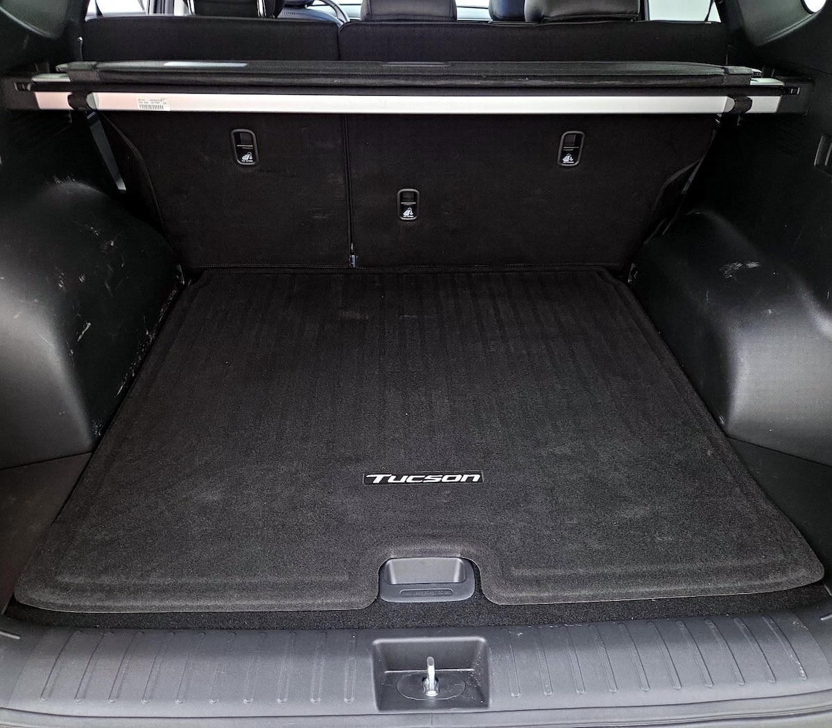 Trunk/Cargo (Seats Up)