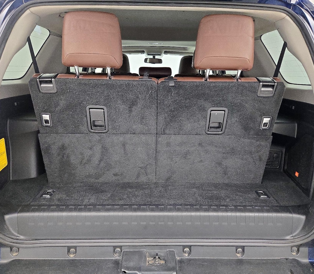 Trunk/Cargo (Seats Up)
