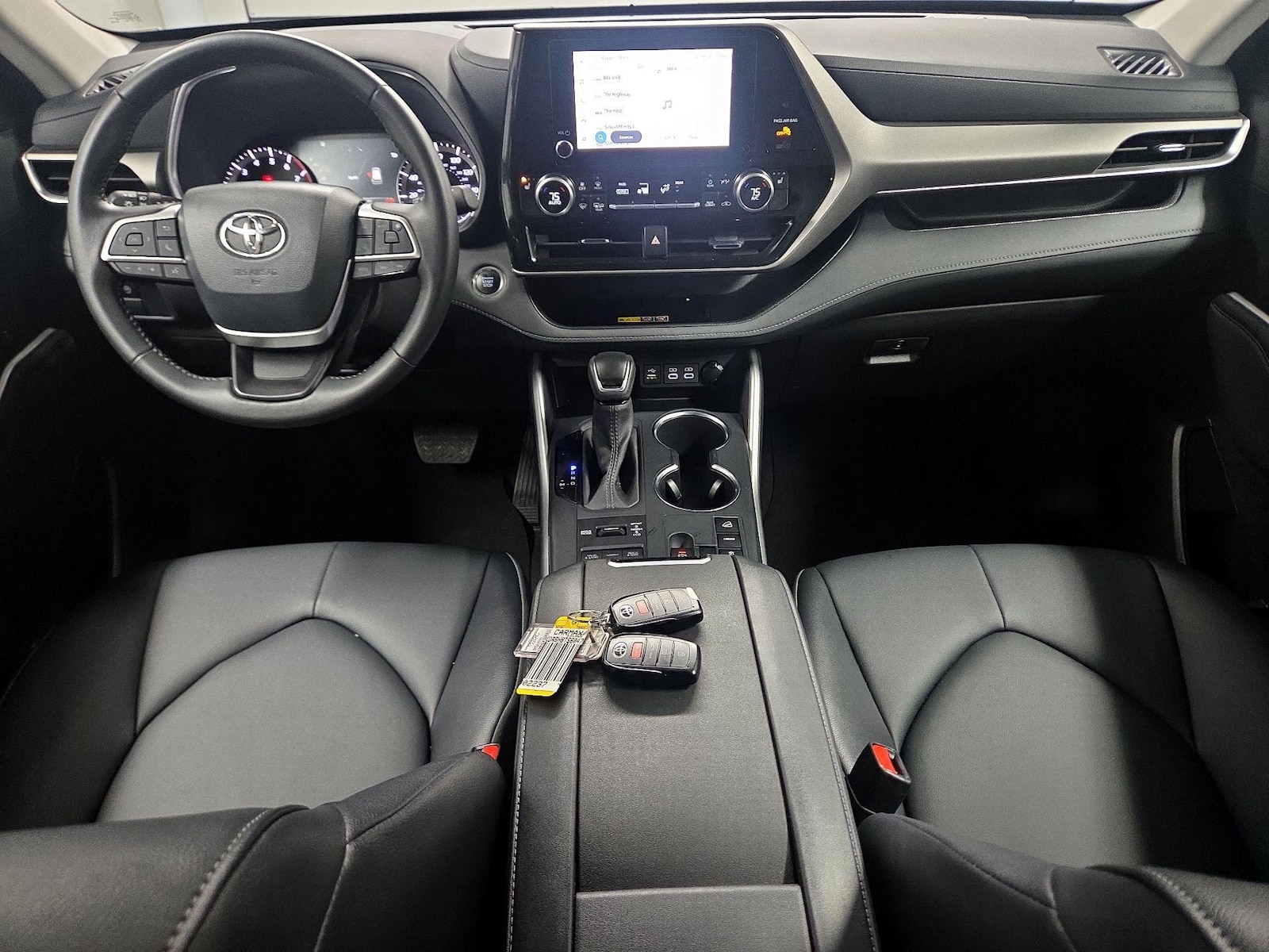 Apple CarPlay® & Android Auto™