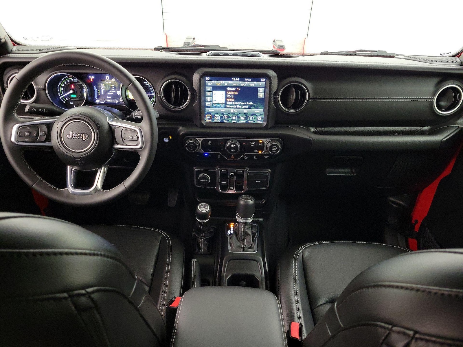 Apple CarPlay® & Android Auto™