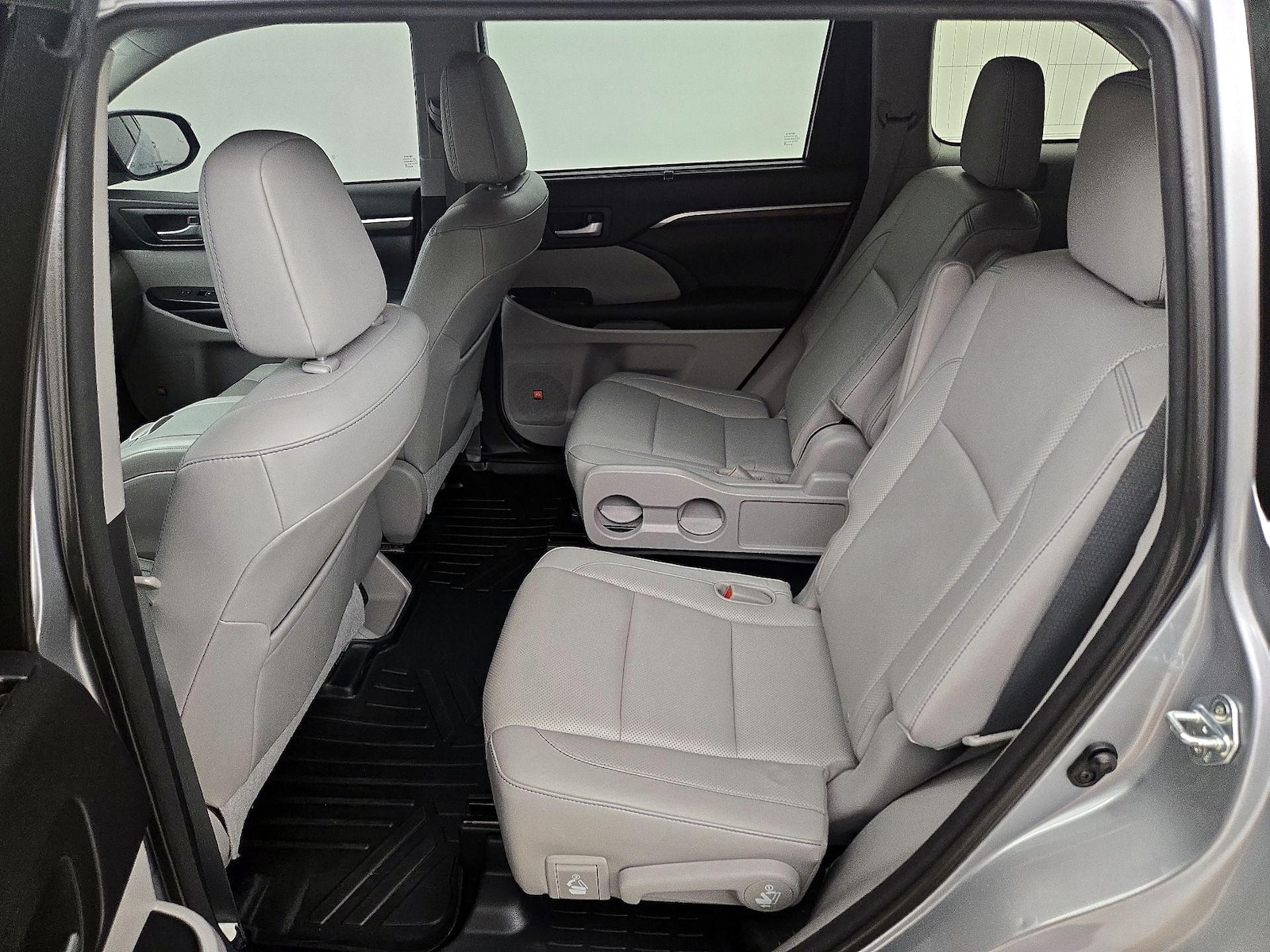 Rear Air Conditioning