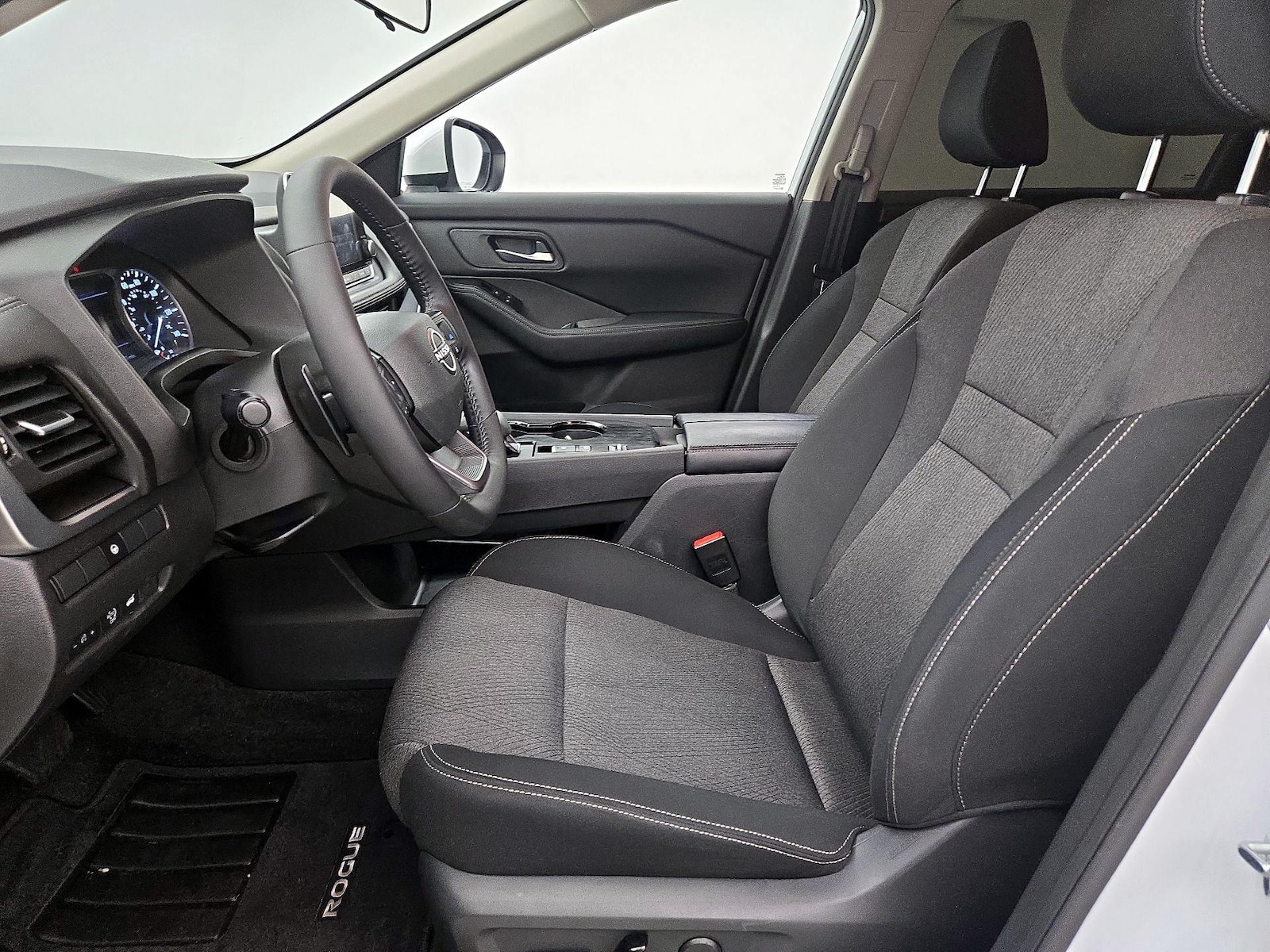 Power Seat(s) & Side Airbags
