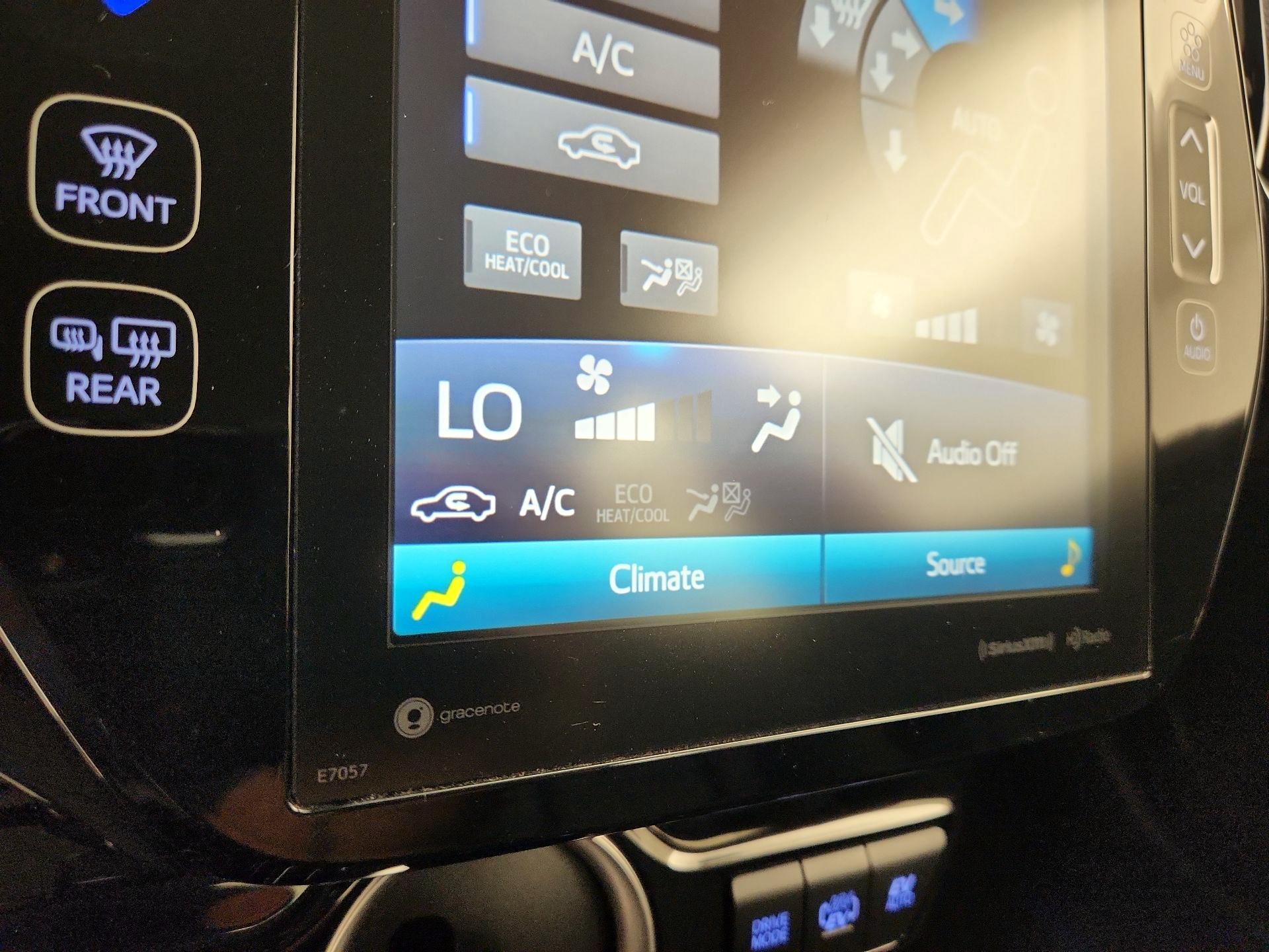 Thumbnail: 2020 Toyota Prius Prime - 16