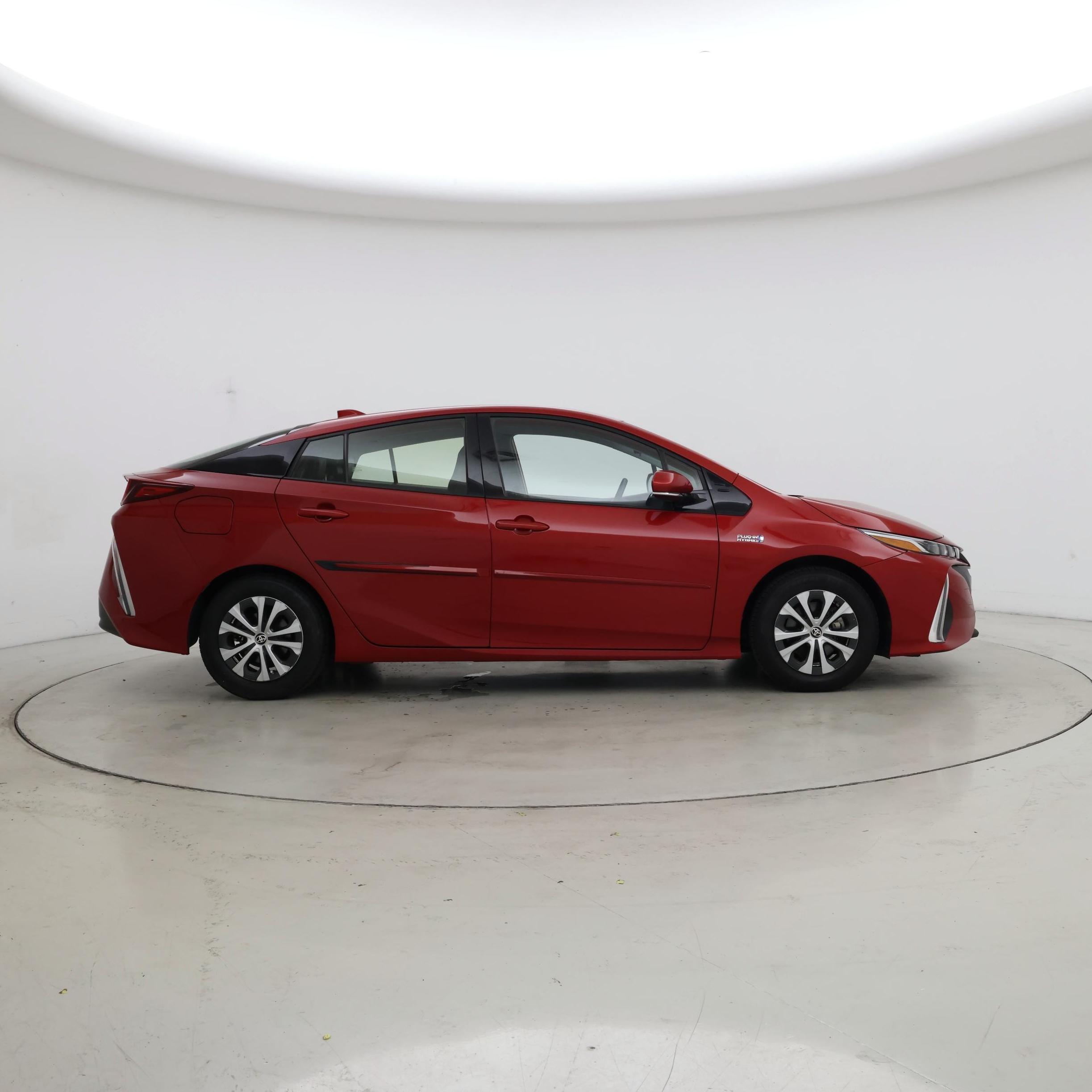 Thumbnail: 2020 Toyota Prius Prime - 7