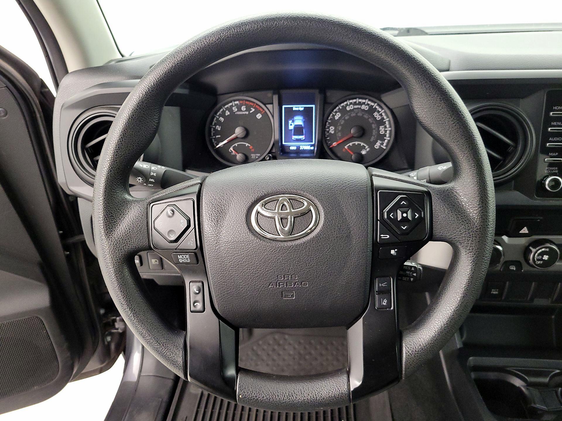 Thumbnail: 2022 Toyota Tacoma - 10