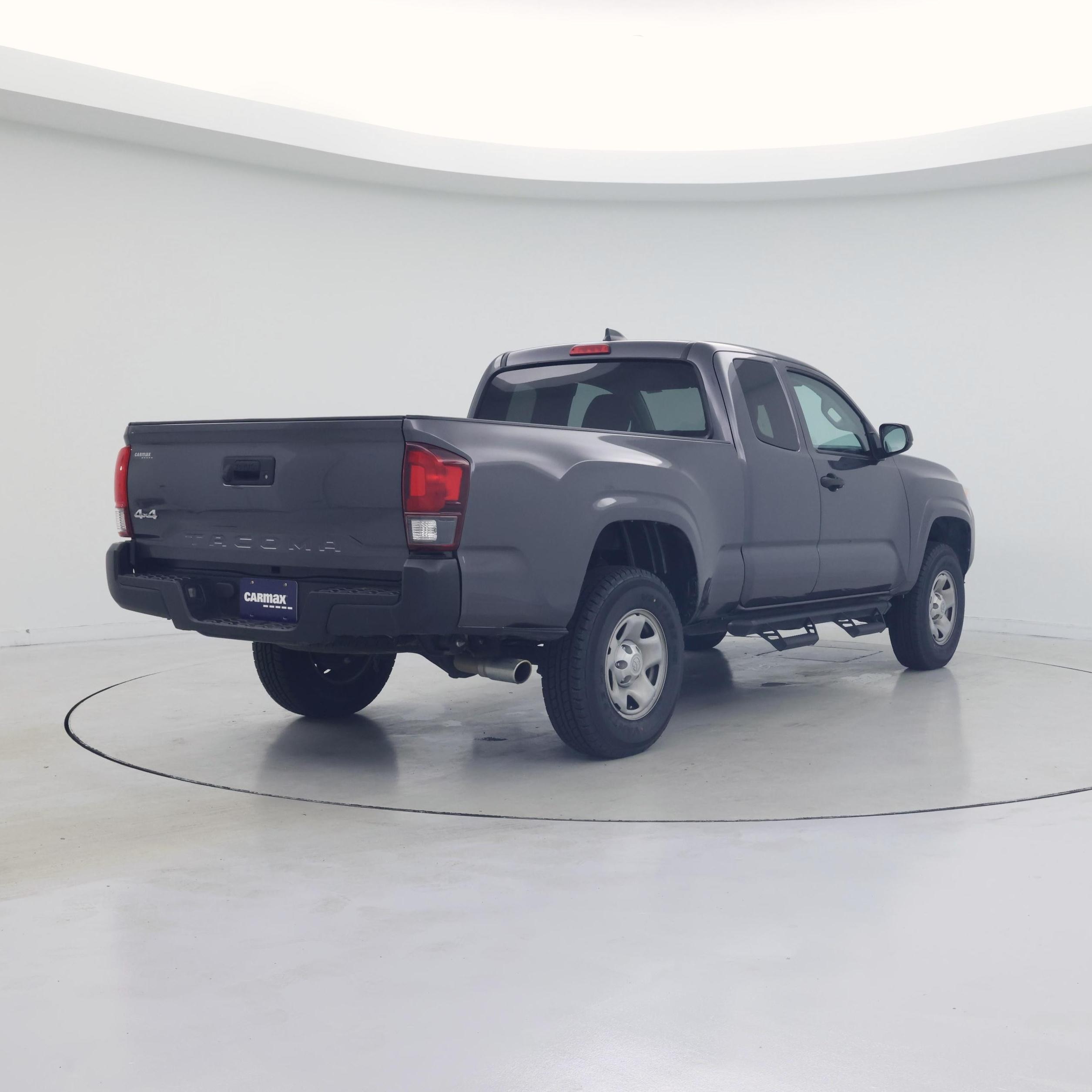 Thumbnail: 2022 Toyota Tacoma - 8