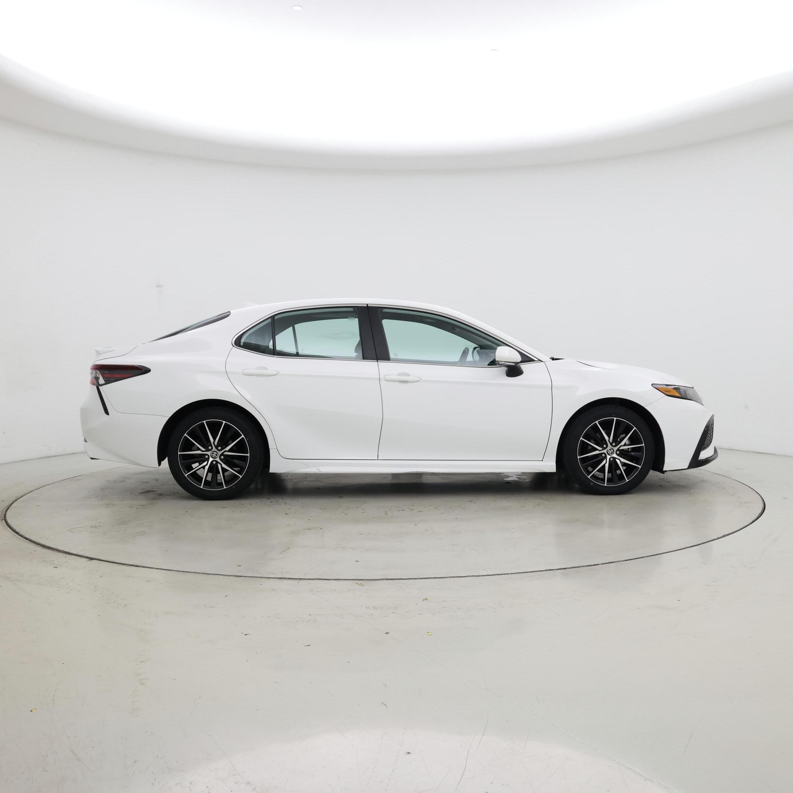 Thumbnail: 2024 Toyota Camry - 7