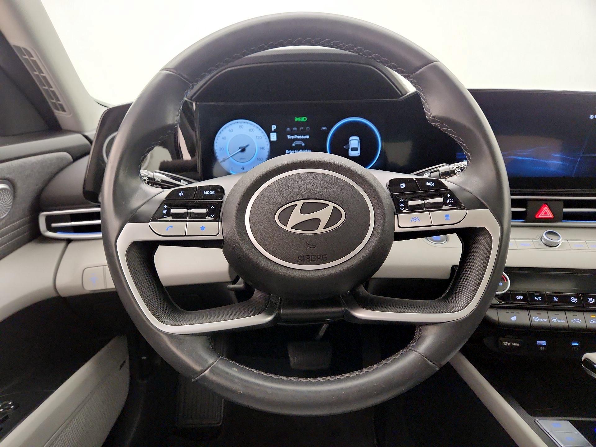 Thumbnail: 2024 Hyundai Elantra - 10