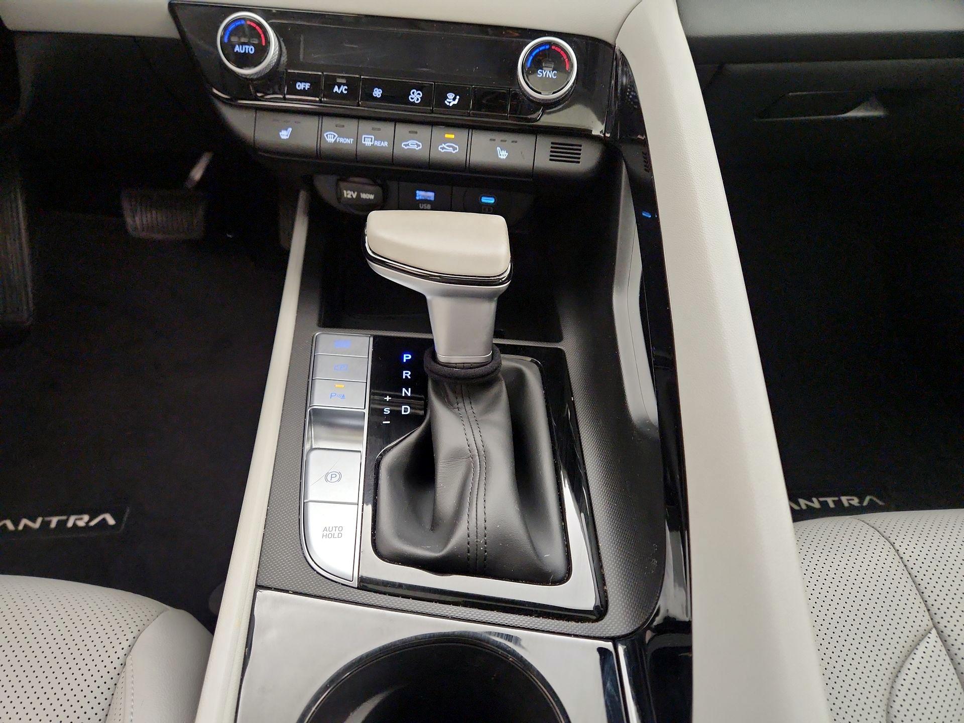Thumbnail: 2024 Hyundai Elantra - 18