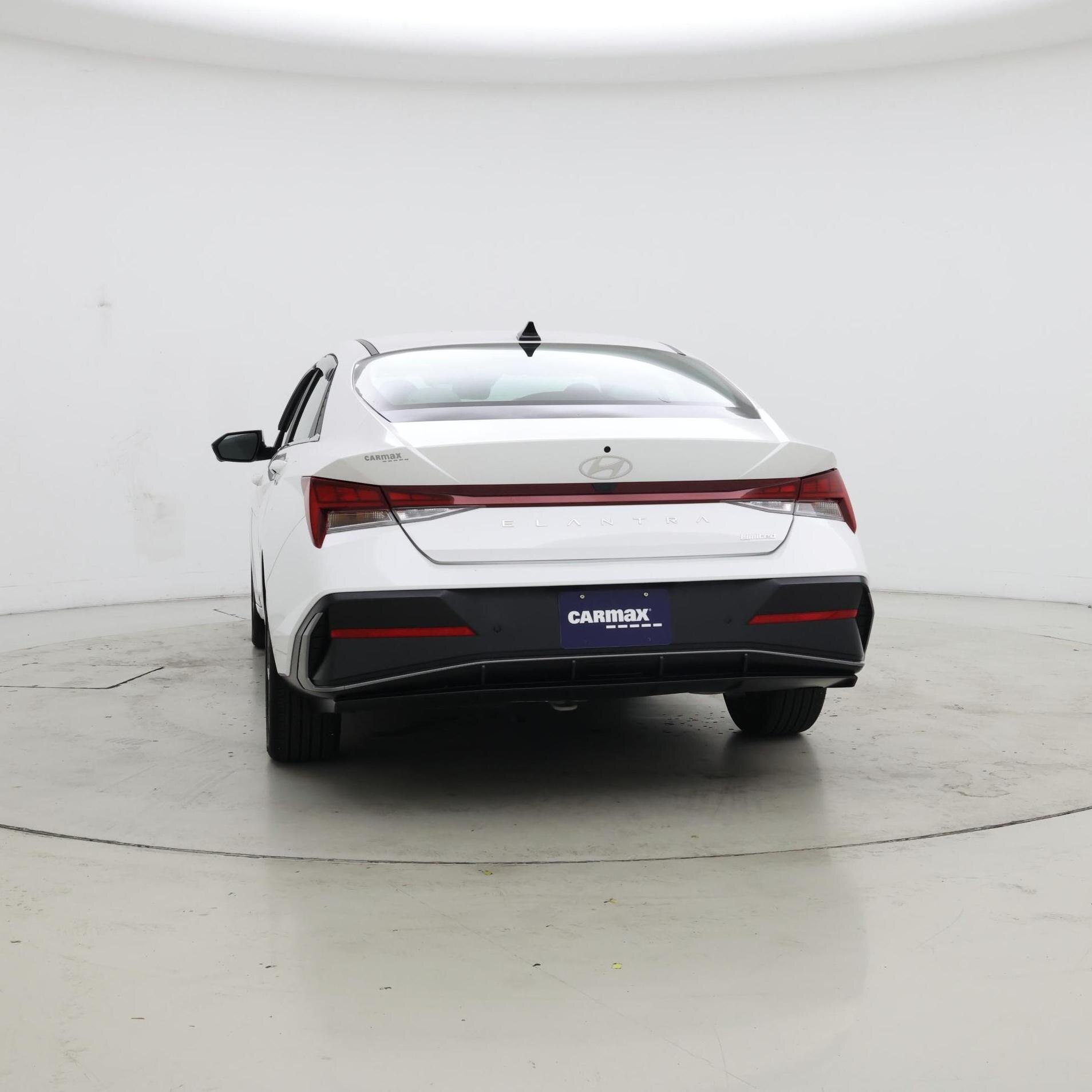 Thumbnail: 2024 Hyundai Elantra - 5