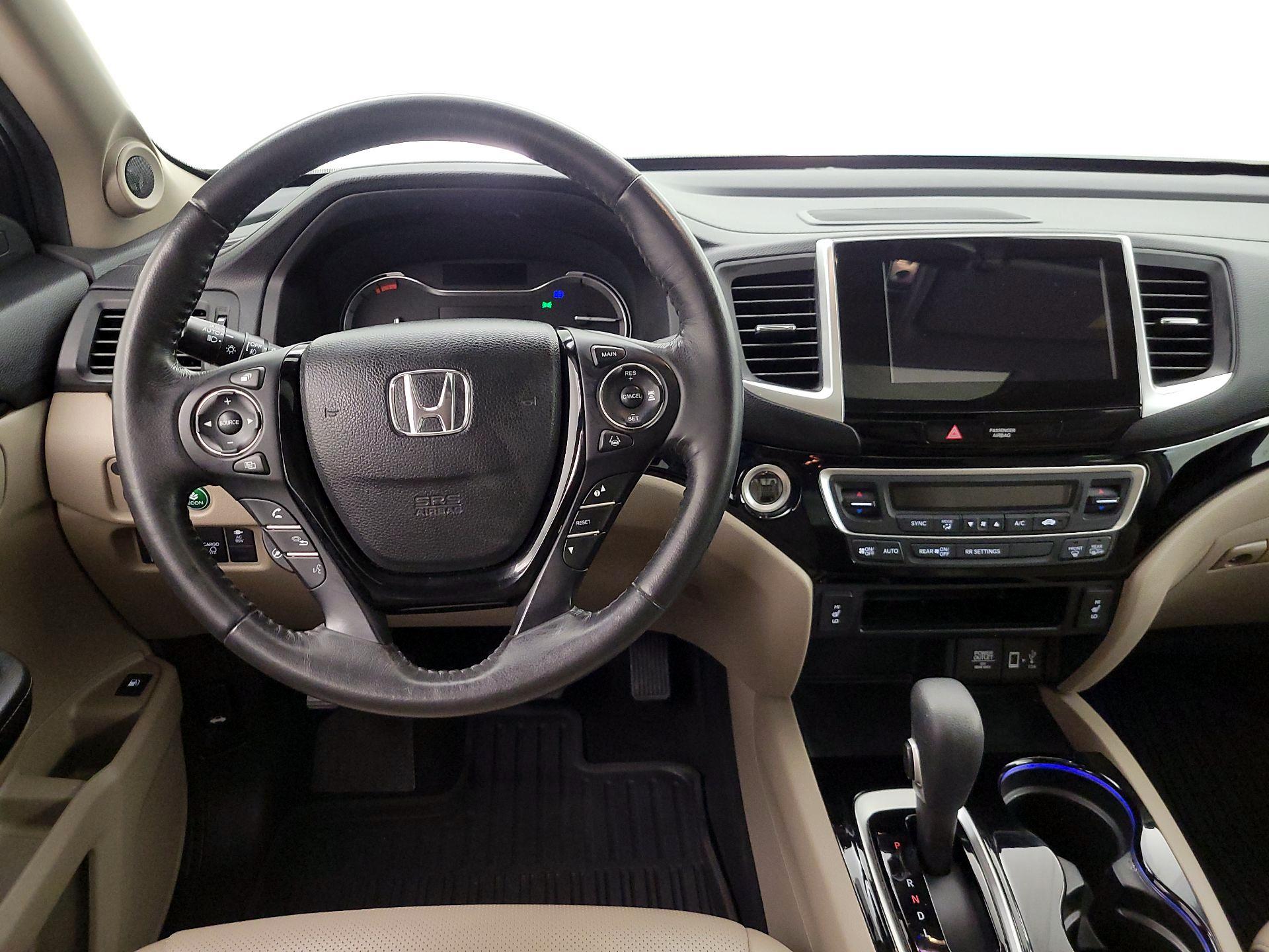 Thumbnail: 2019 Honda Ridgeline - 10