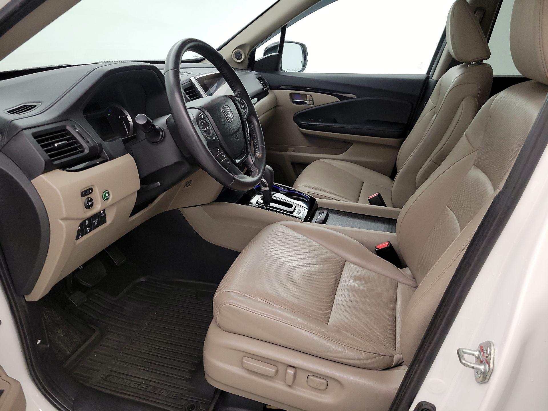 Thumbnail: 2019 Honda Ridgeline - 11