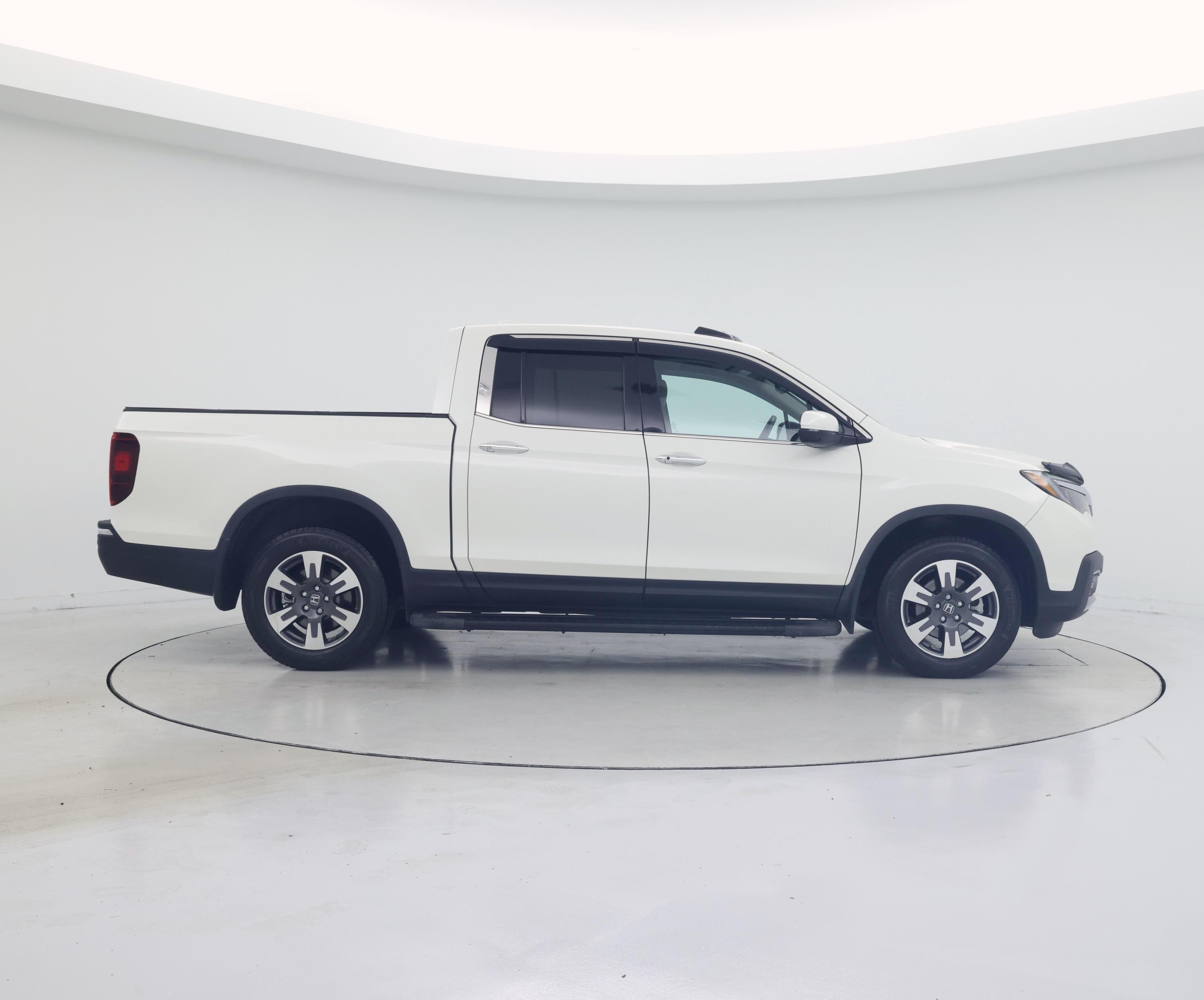 Thumbnail: 2019 Honda Ridgeline - 7