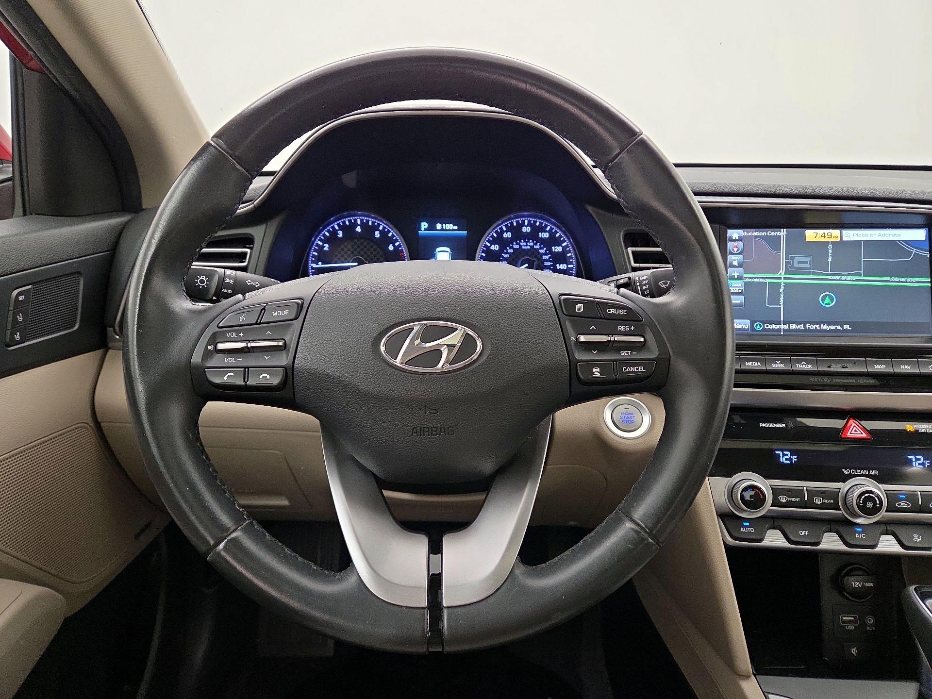 Thumbnail: 2020 Hyundai Elantra - 10